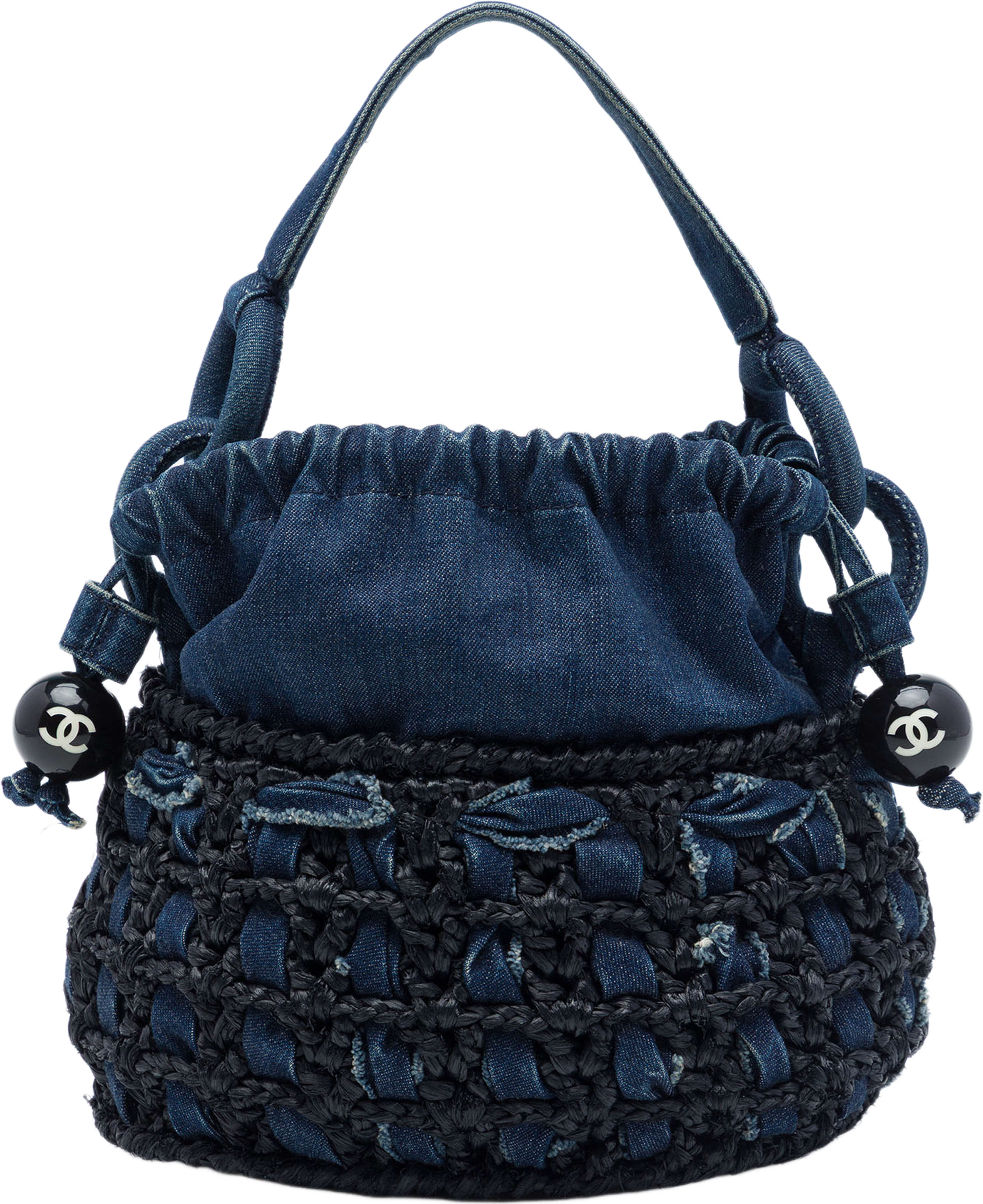 Chanel Cc Woven Denim And Raffia Drawstring Bucket Bag, från Luxclusif, i färgen blå. Klicka för att öppna bilden i stort format