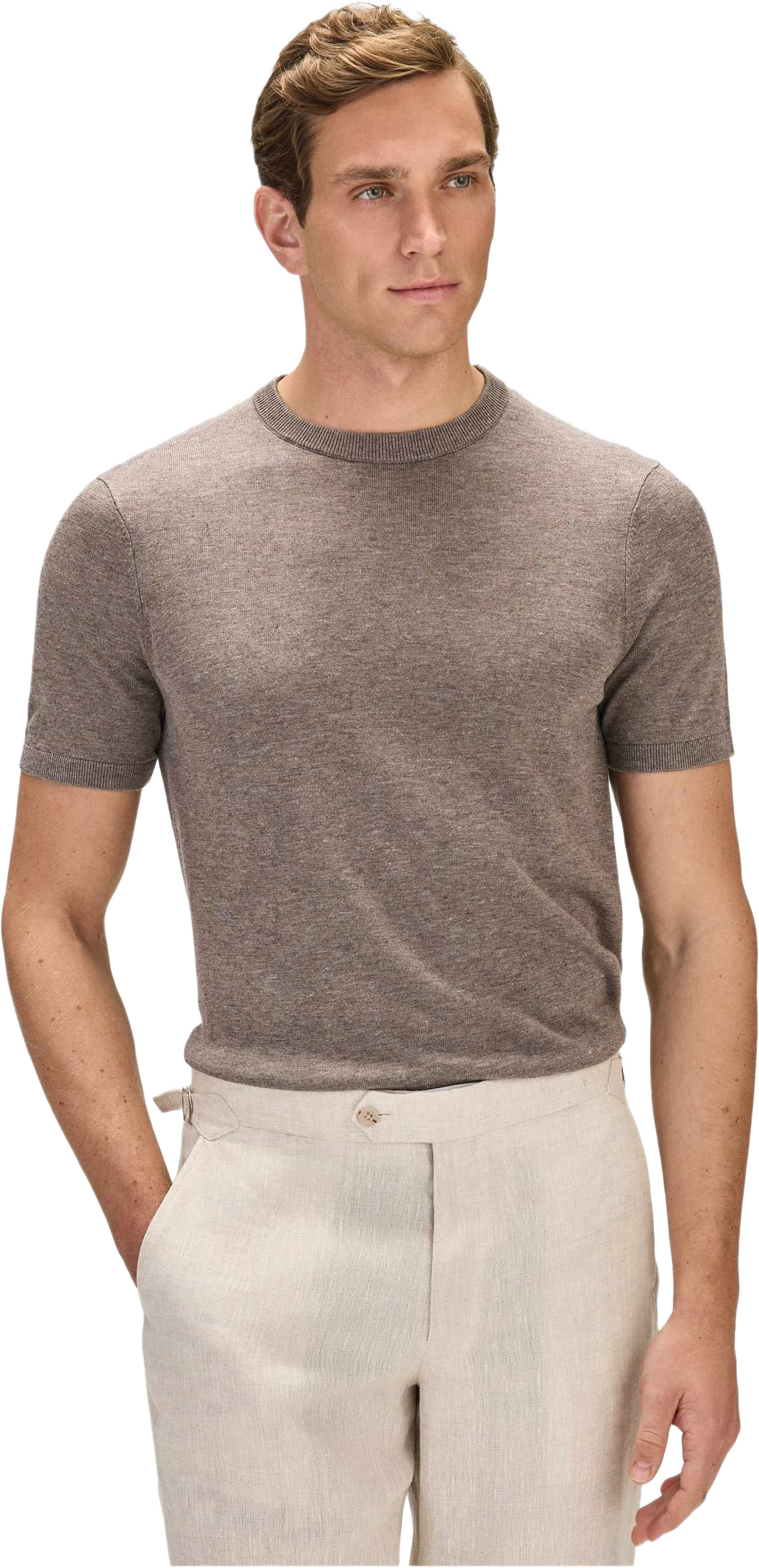 Lyocell Linen Tee (benji), från John Henric, i färgen mid brown. Klicka för att öppna bilden i stort format