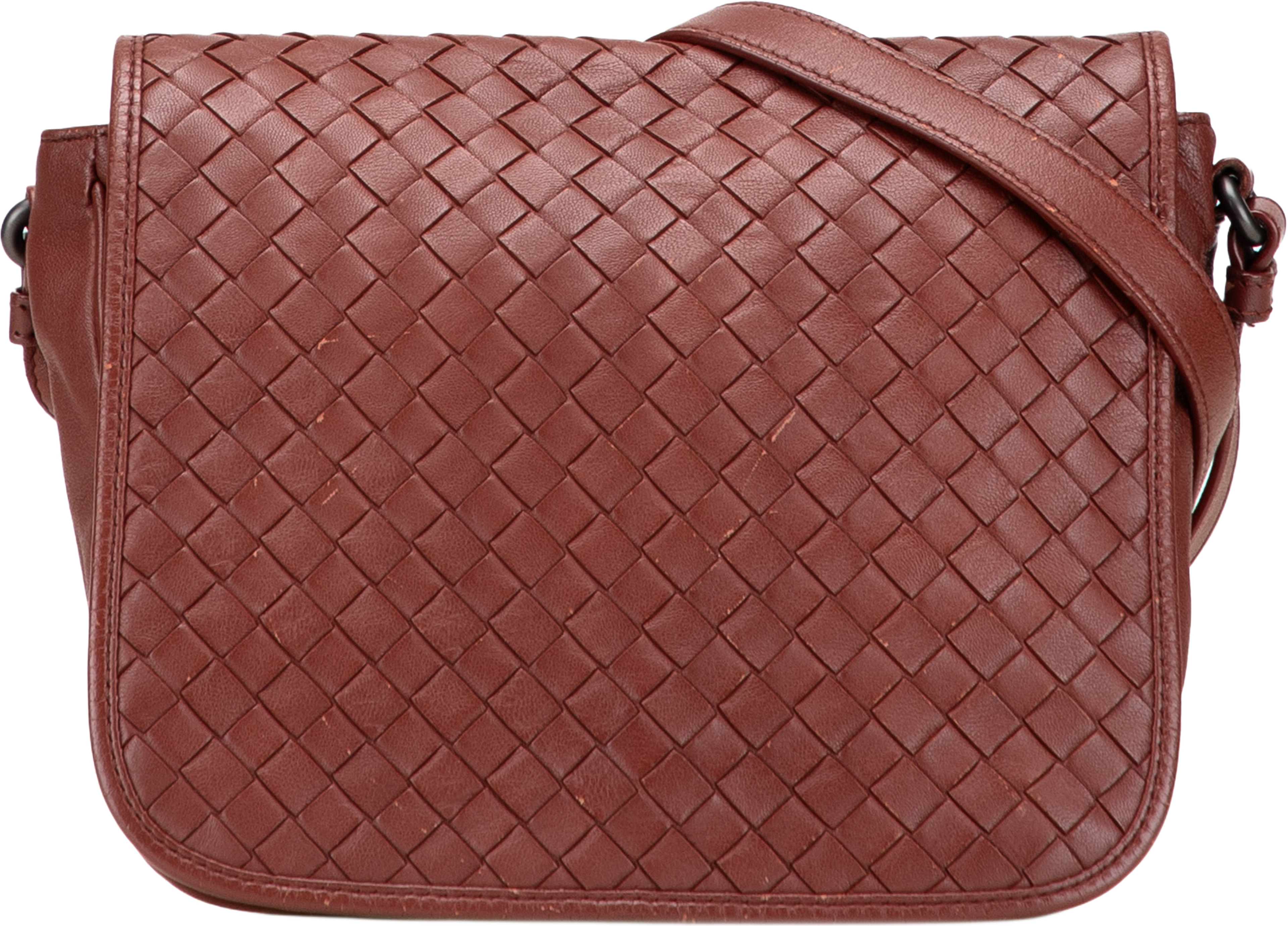 Bottega Veneta Nappa Intrecciato Flap Crossbody, från Luxclusif, i färgen indian red. Klicka för att öppna bilden i stort format