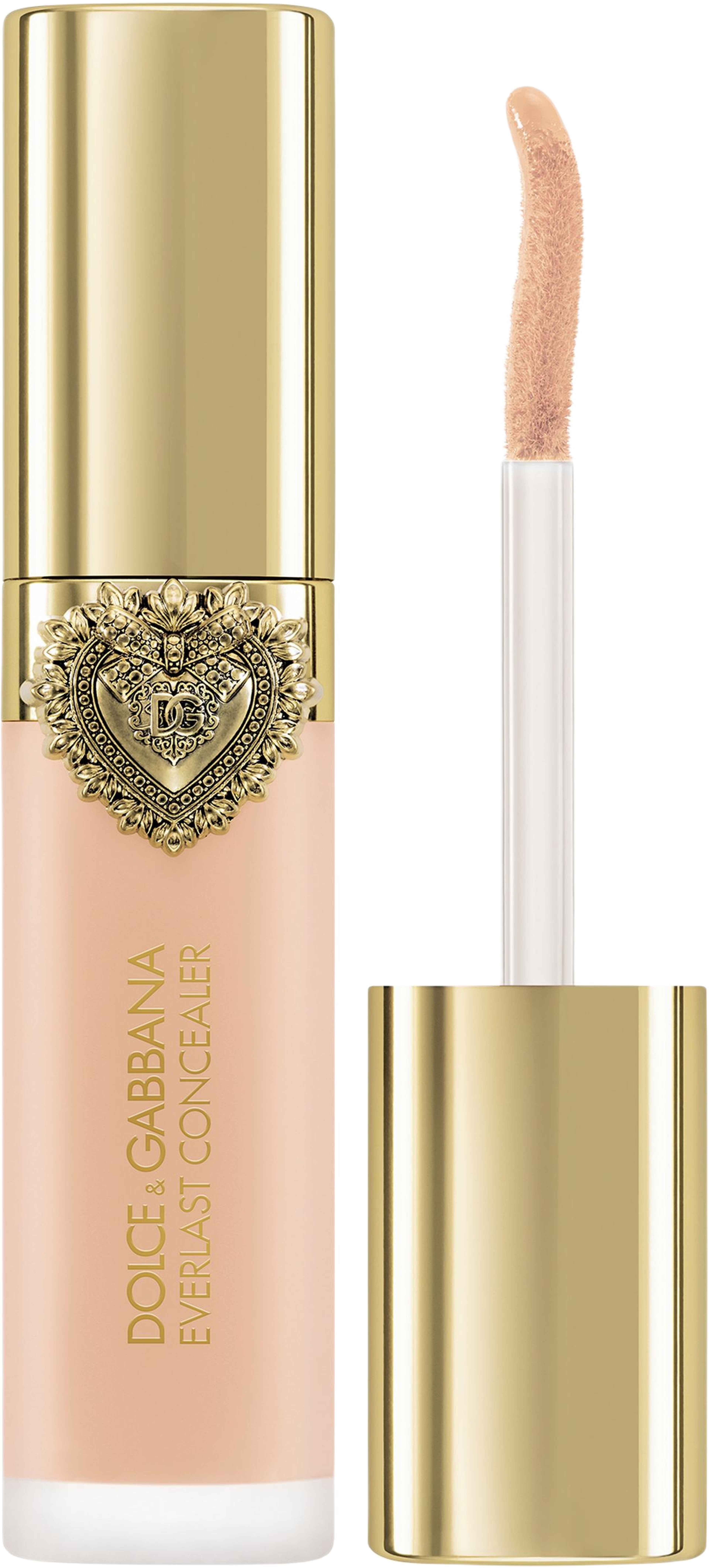 Everlast Concealer 24H Wear Crease-Proof Hydrating, från Dolce & Gabbana, i färgen 06 Light.