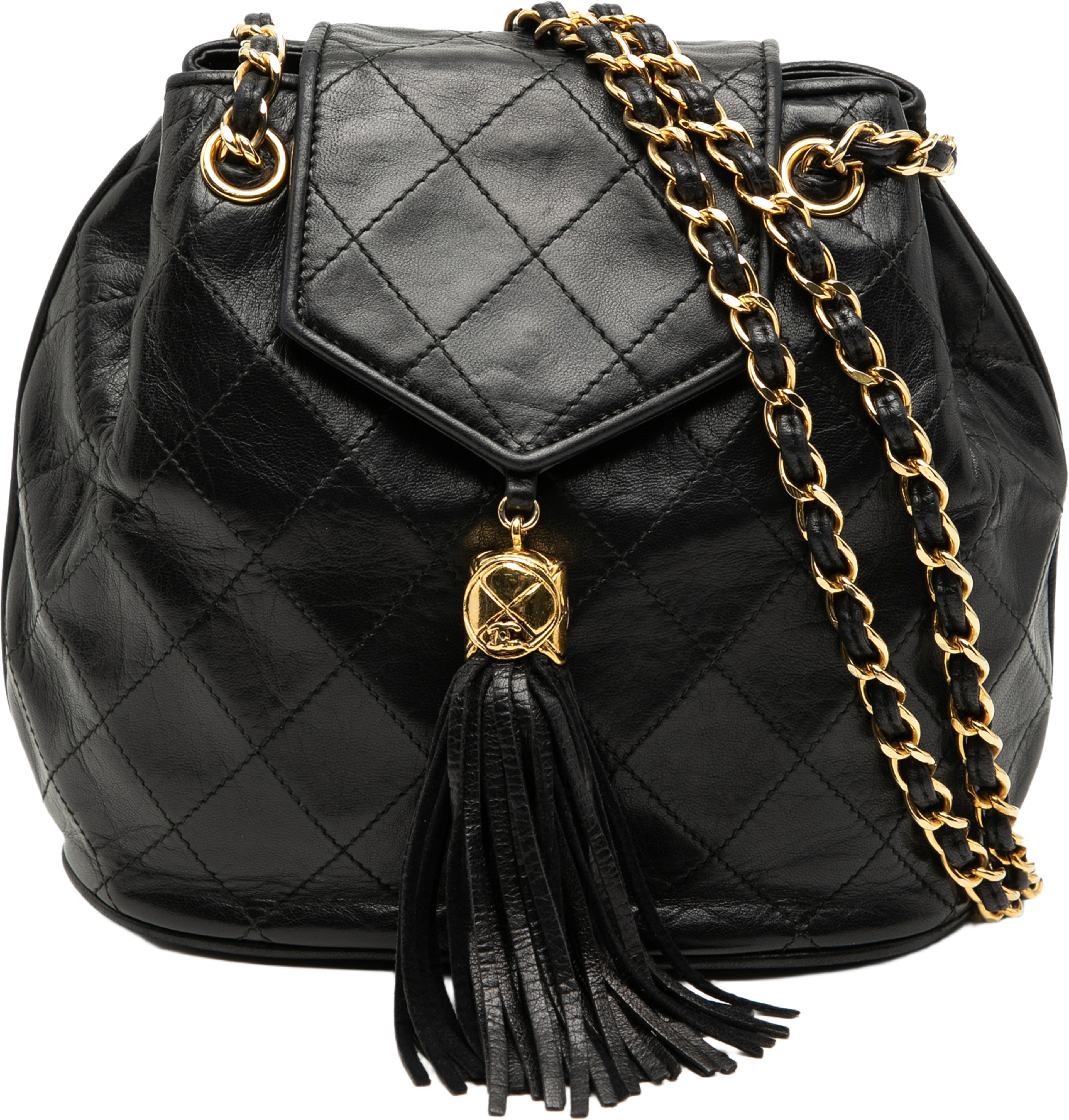 Chanel Quilted Lambskin Tassel Flap Crossbody, från Luxclusif, i färgen black. Klicka för att öppna bilden i stort format