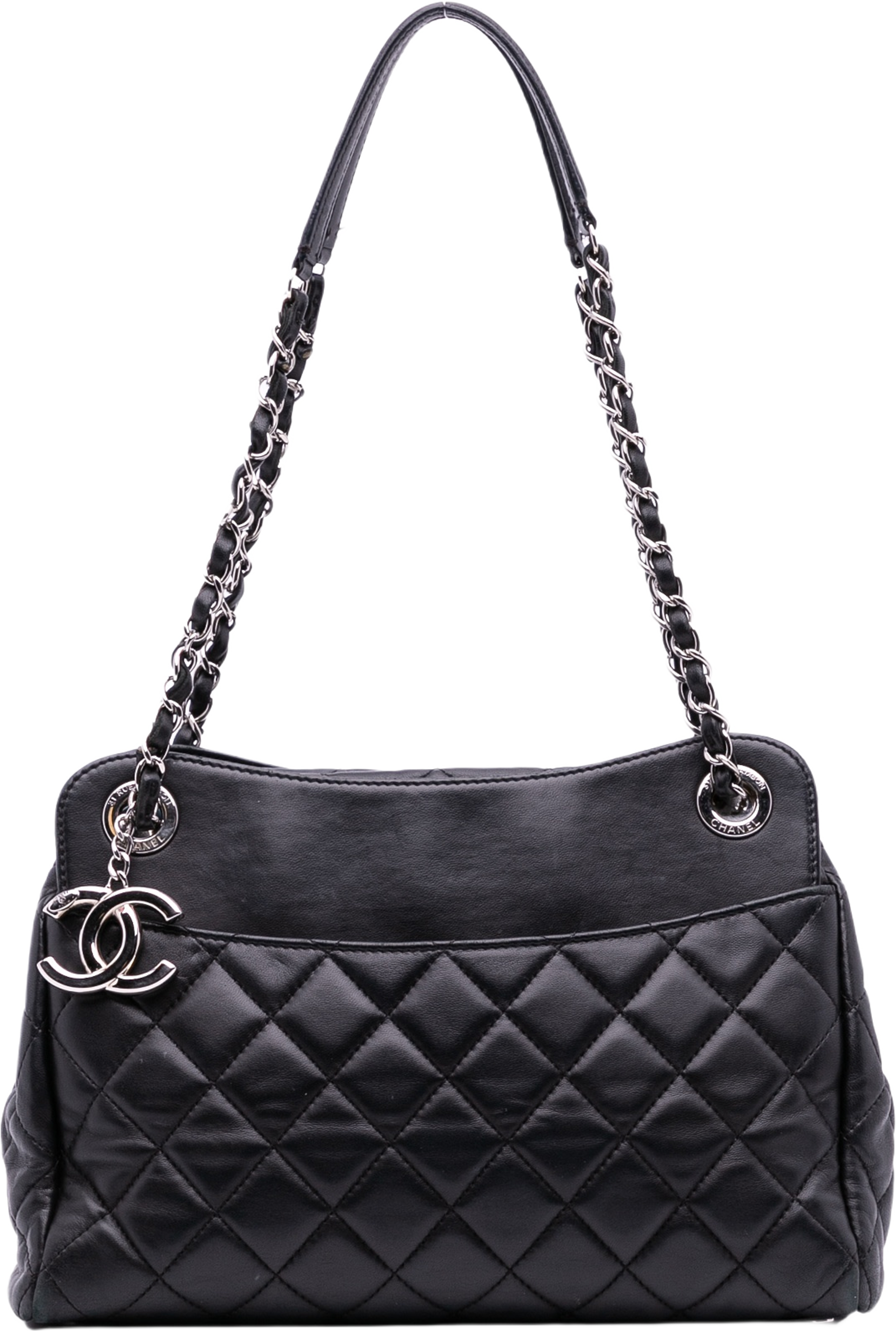 Chanel Quilted Lambskin 7 Tote, från Luxclusif, i färgen black.