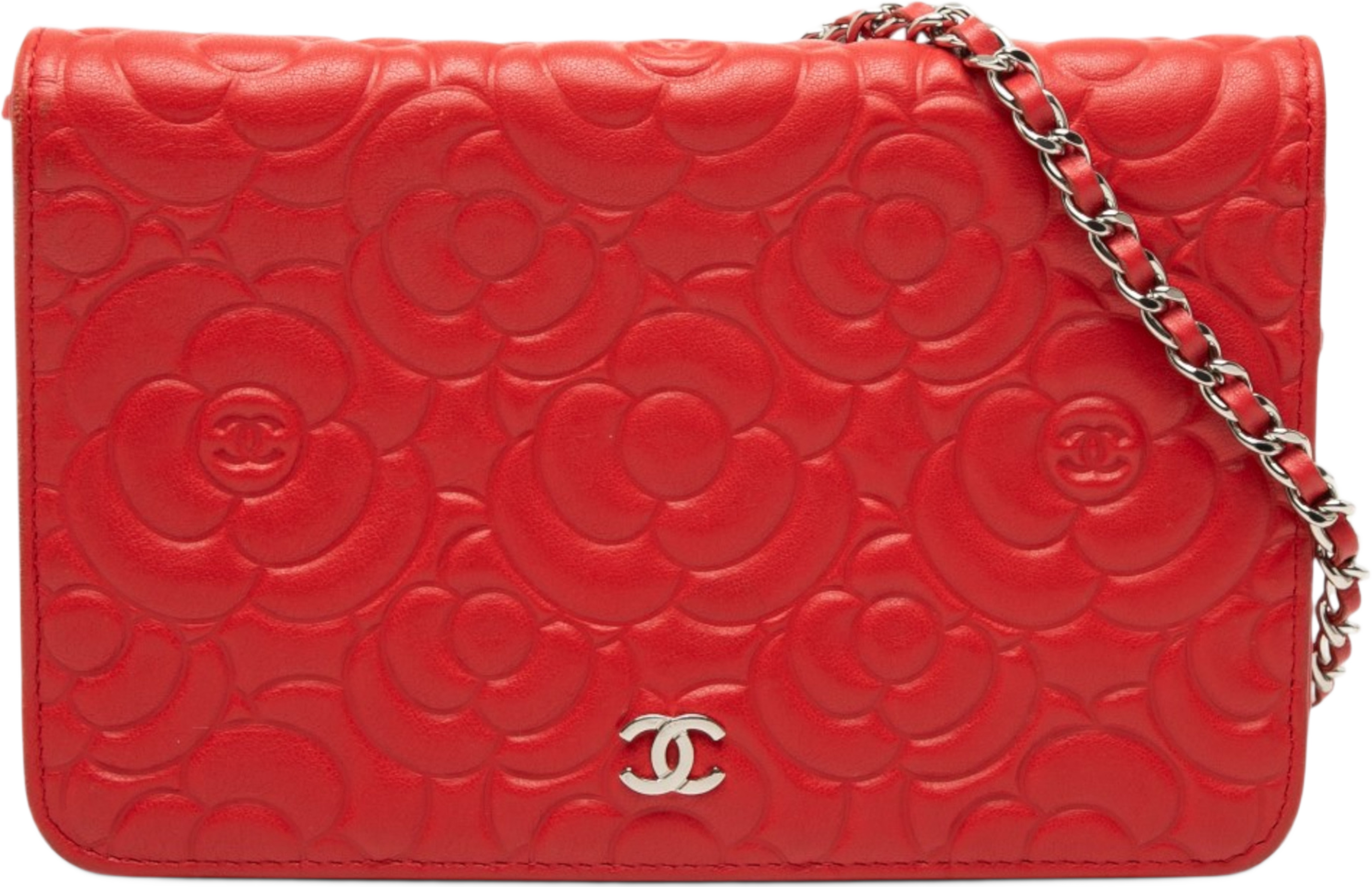 Chanel Cc Embossed Lambskin Camellia Wallet On Chain, från Luxclusif, i färgen red. Klicka för att öppna bilden i stort format
