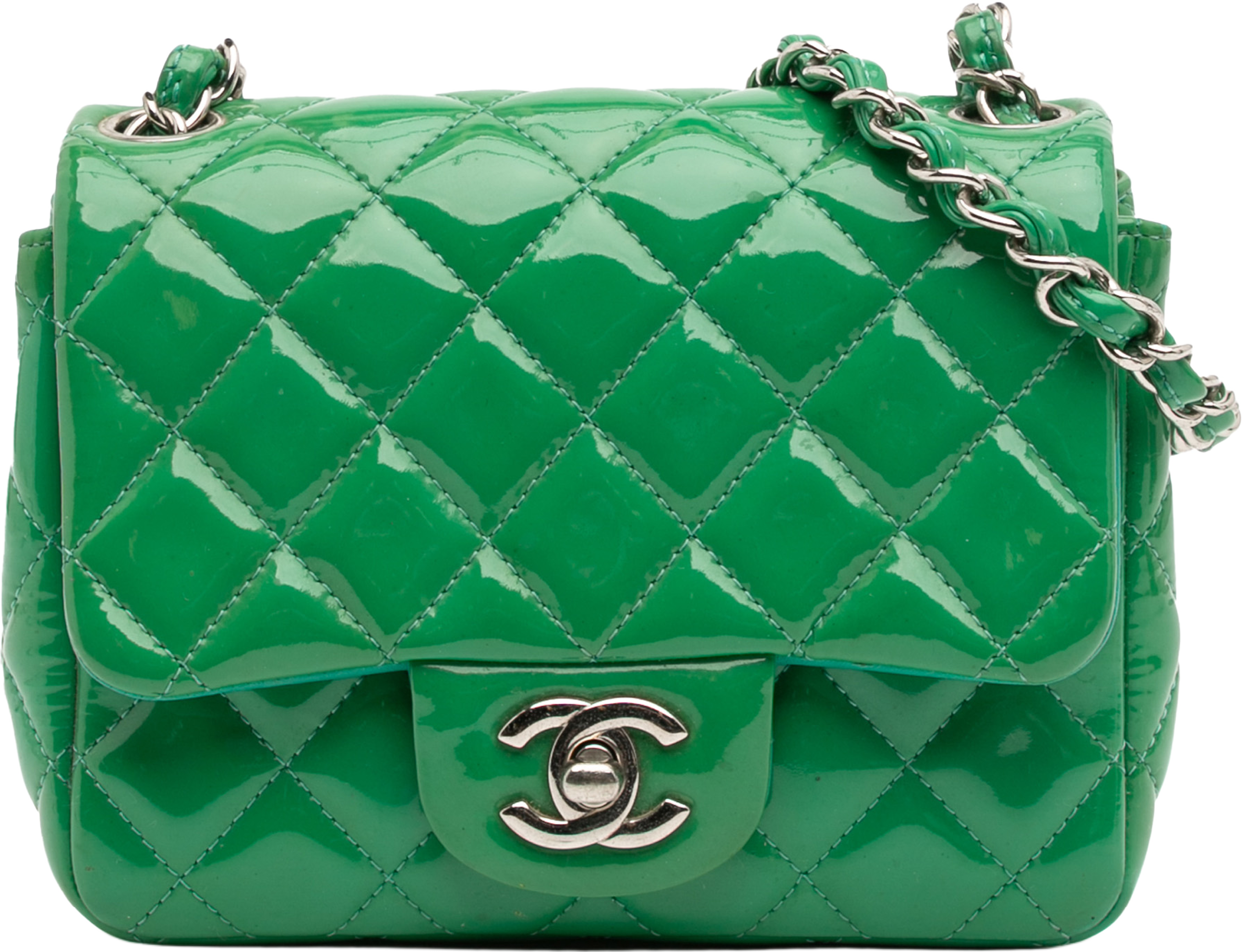 Chanel Mini Square Classic Patent Single Flap, från Luxclusif, i färgen green. Klicka för att öppna bilden i stort format