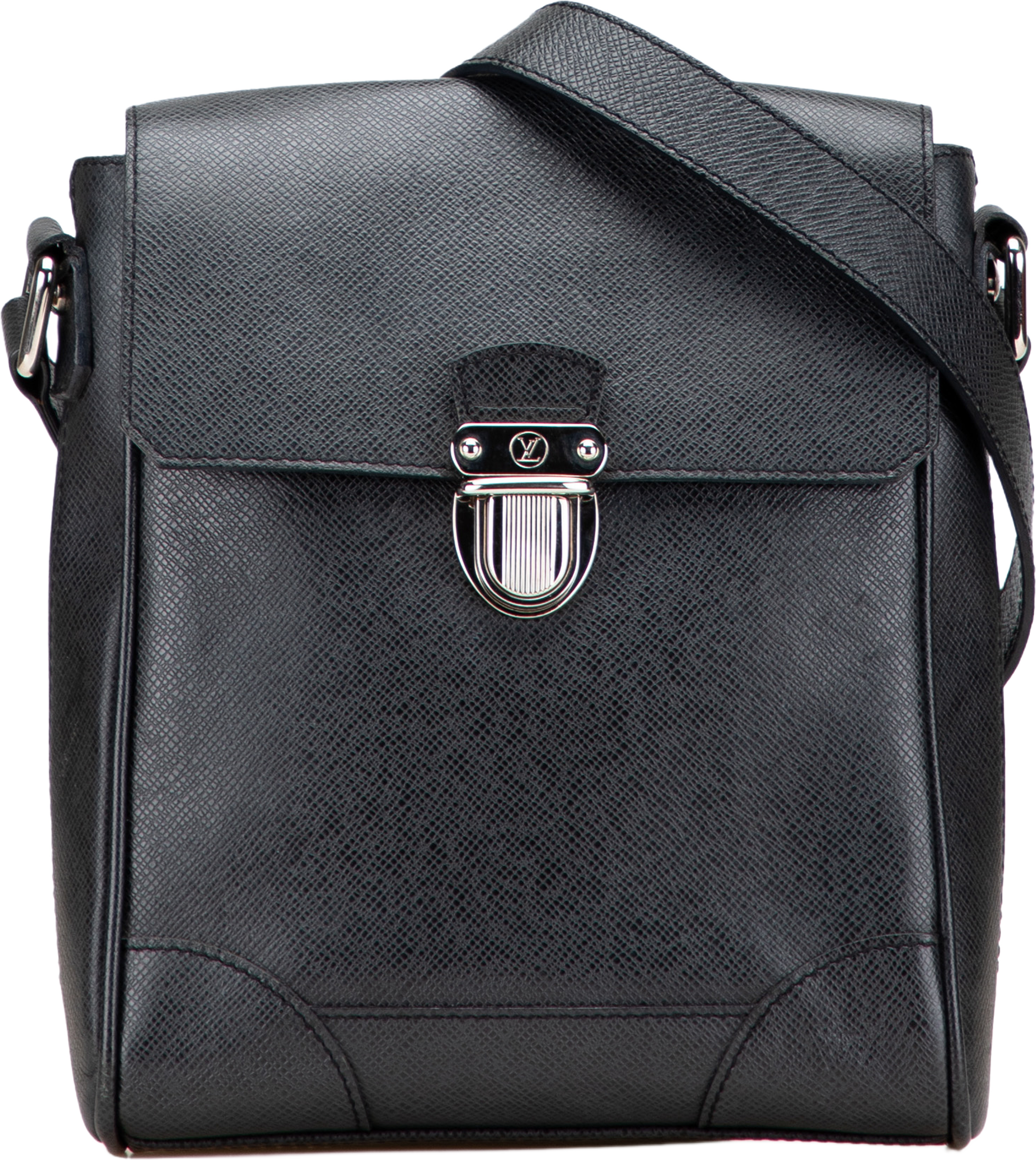 Louis Vuitton Taiga Luca, från Luxclusif, i färgen black.