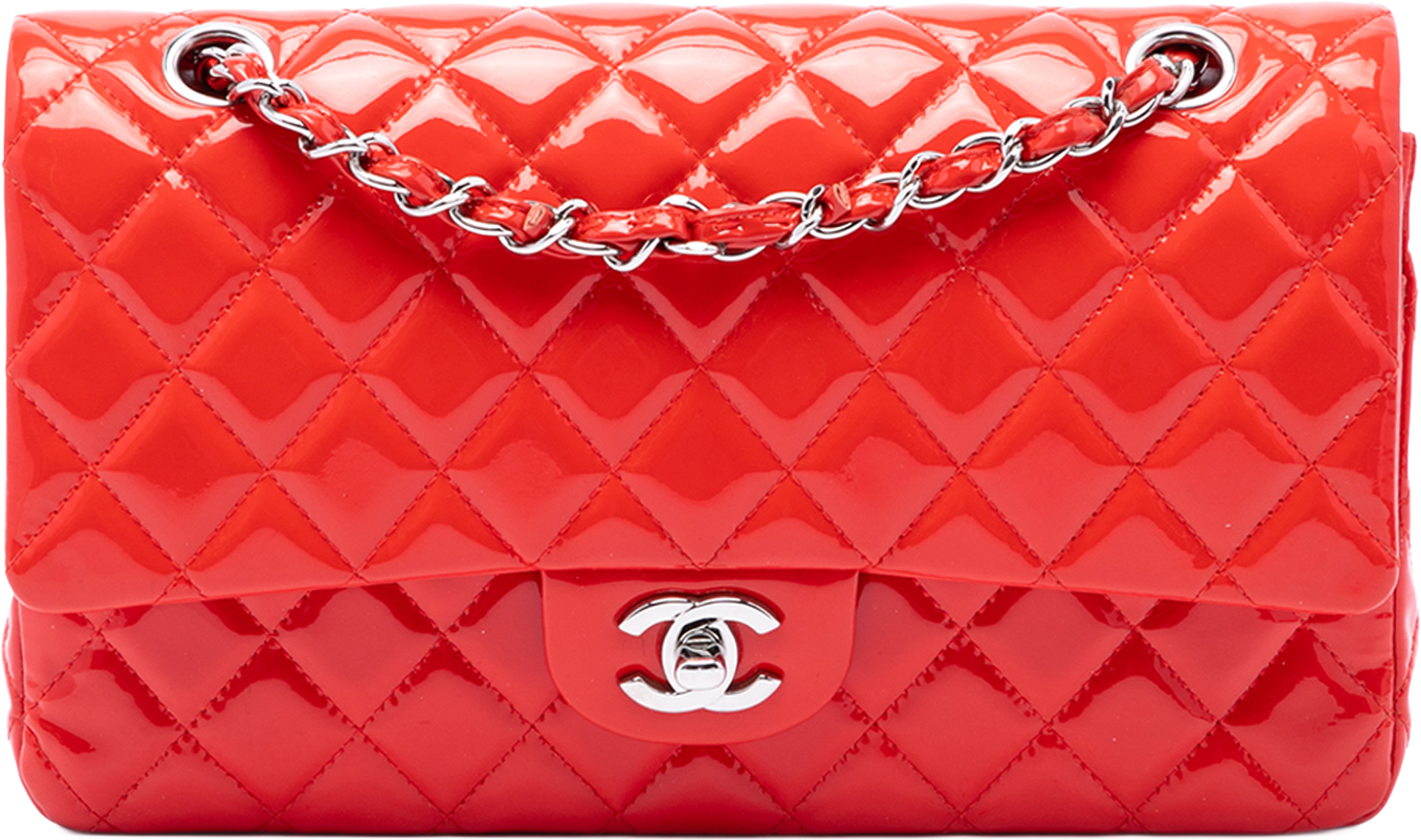 Chanel Medium Classic Patent Double Flap, från Luxclusif, i färgen röd. Klicka för att öppna bilden i stort format