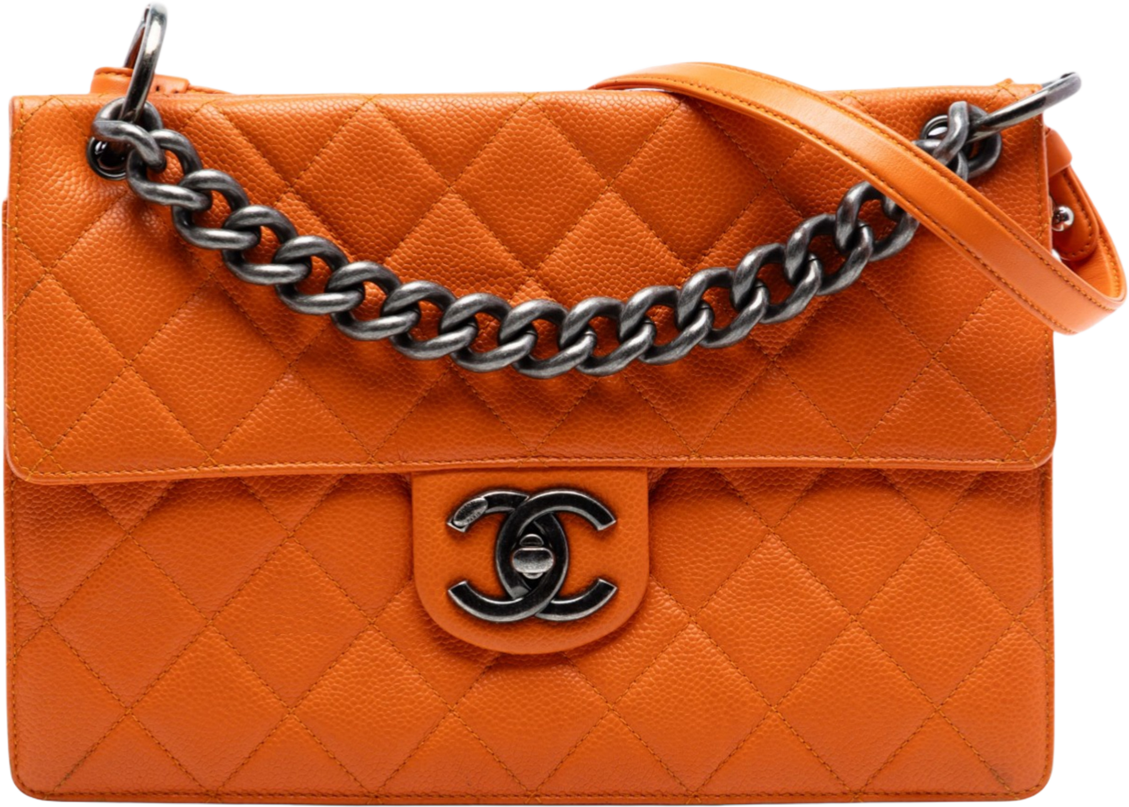 Chanel Quilted Caviar Retro Class Flap, från Luxclusif, i färgen orange. Klicka för att öppna bilden i stort format