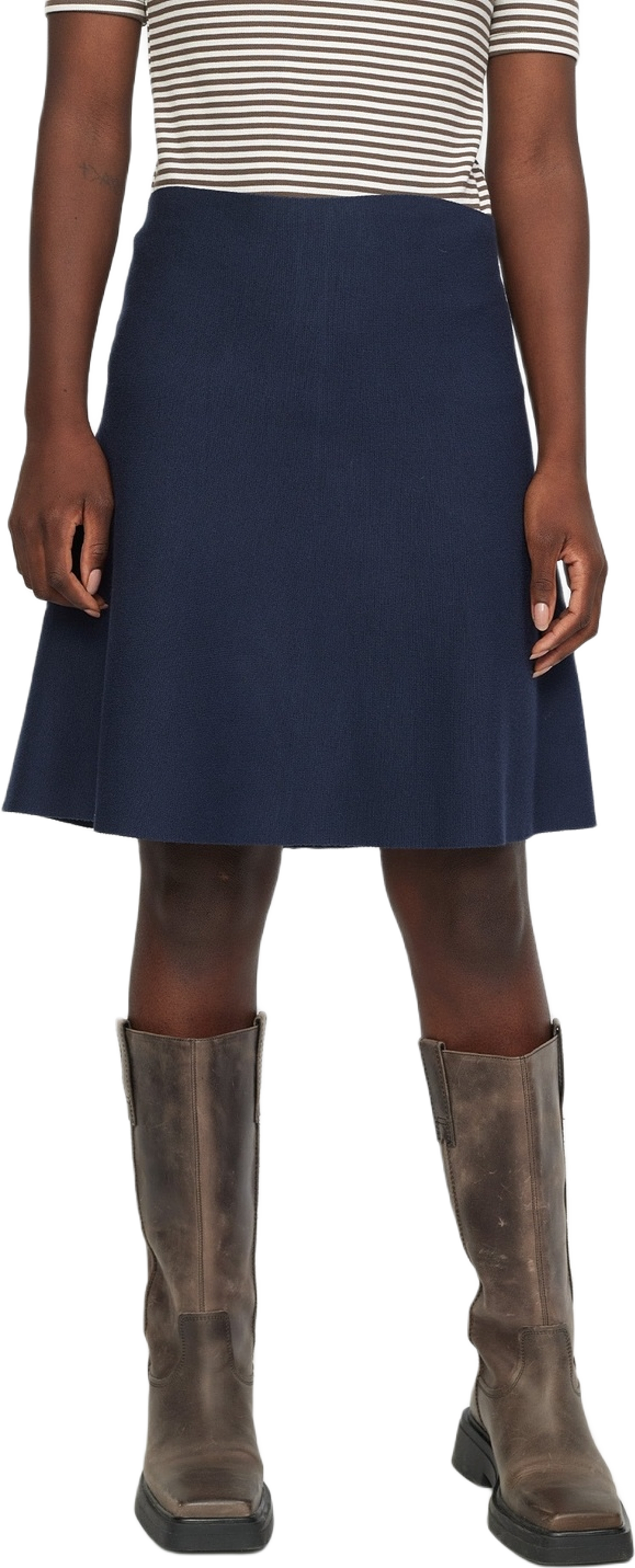 Srhenrietta Short Skirt - Total Eclipse