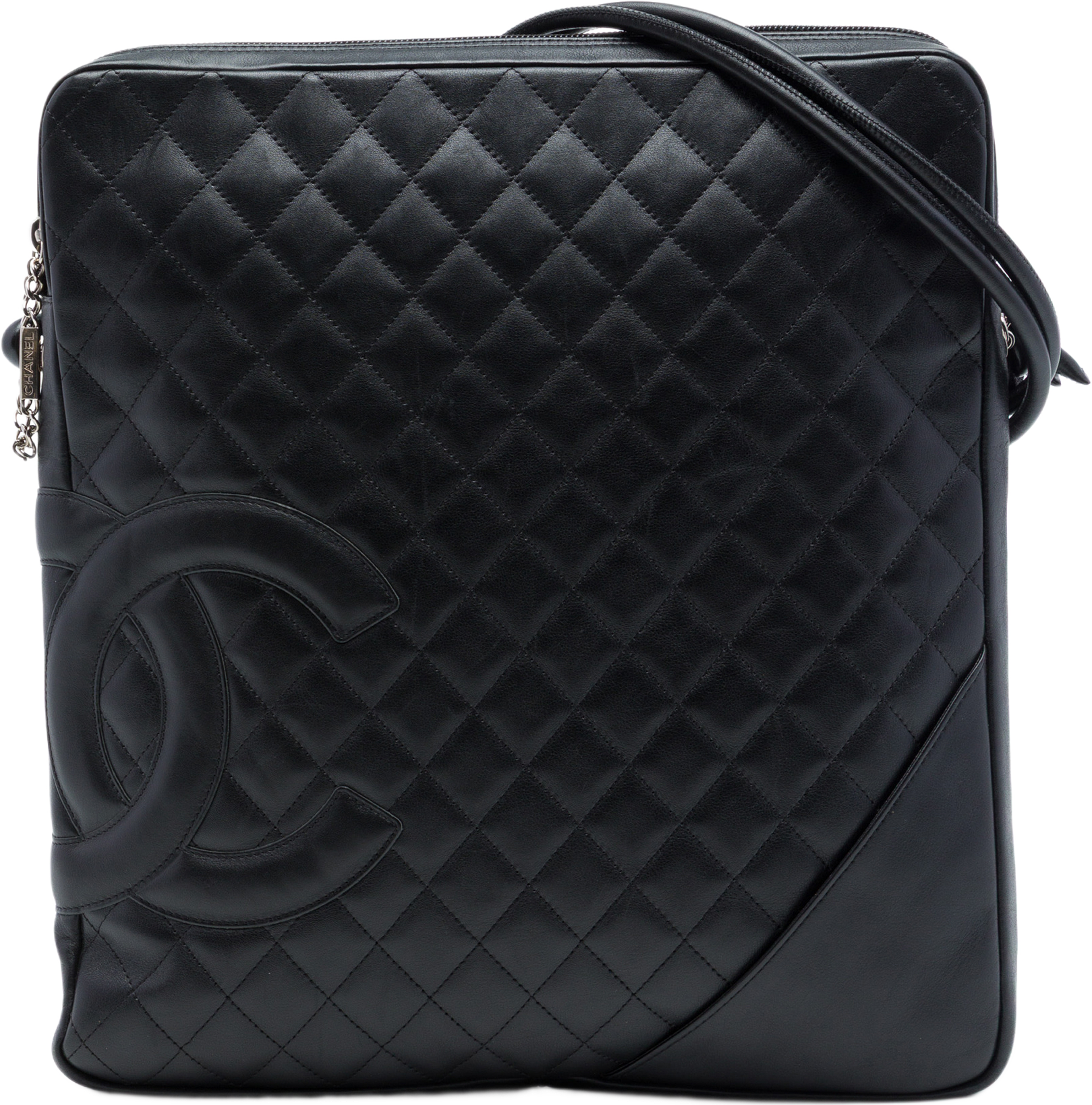 Chanel Large Quilted Lambskin Cambon Ligne Crossbody, från Luxclusif, i färgen svart. Klicka för att öppna bilden i stort format