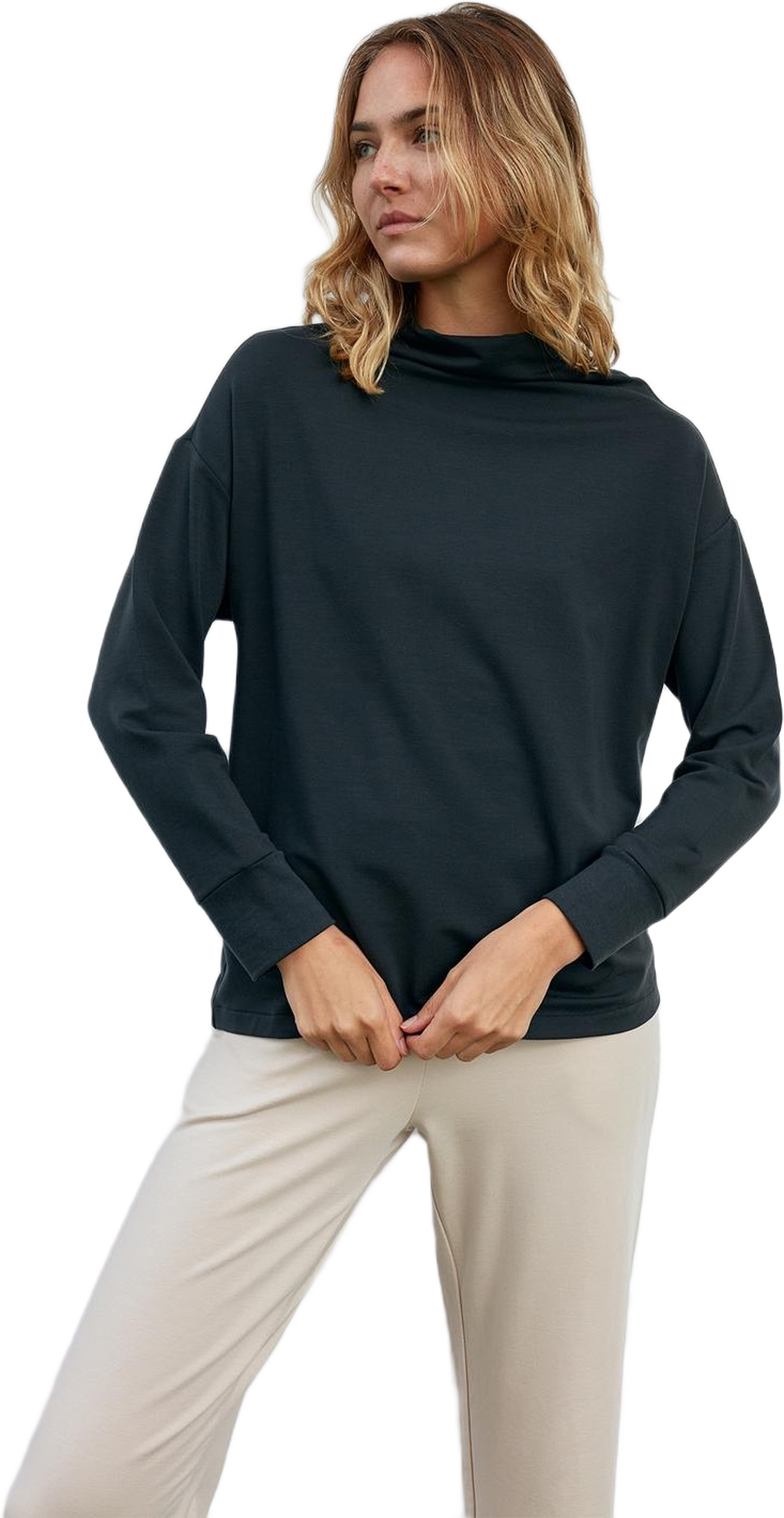 Moa Sweater