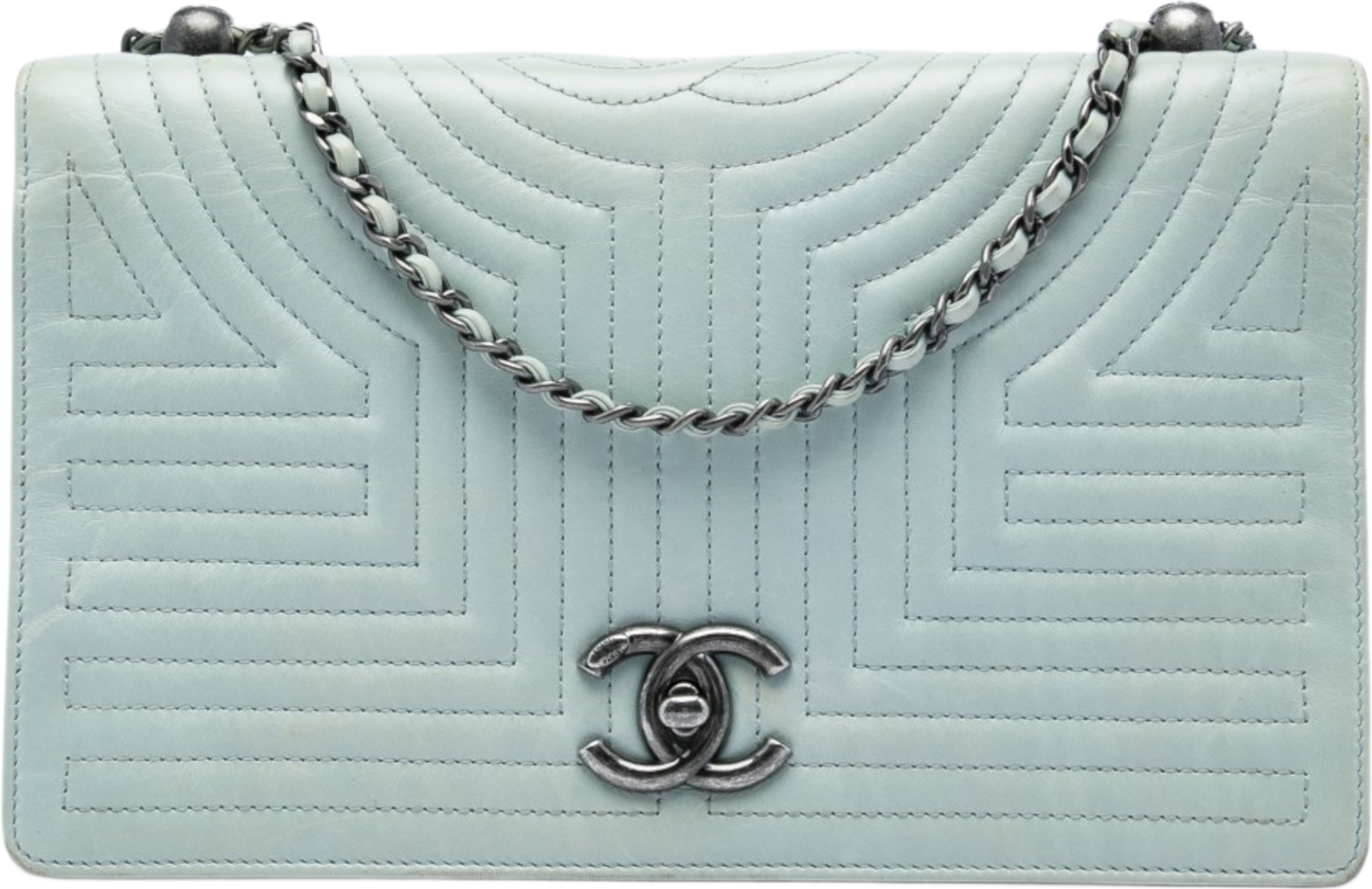 Chanel Medium Quilted Calfskin Korean Garden Flap, från Luxclusif, i färgen blå. Klicka för att öppna bilden i stort format