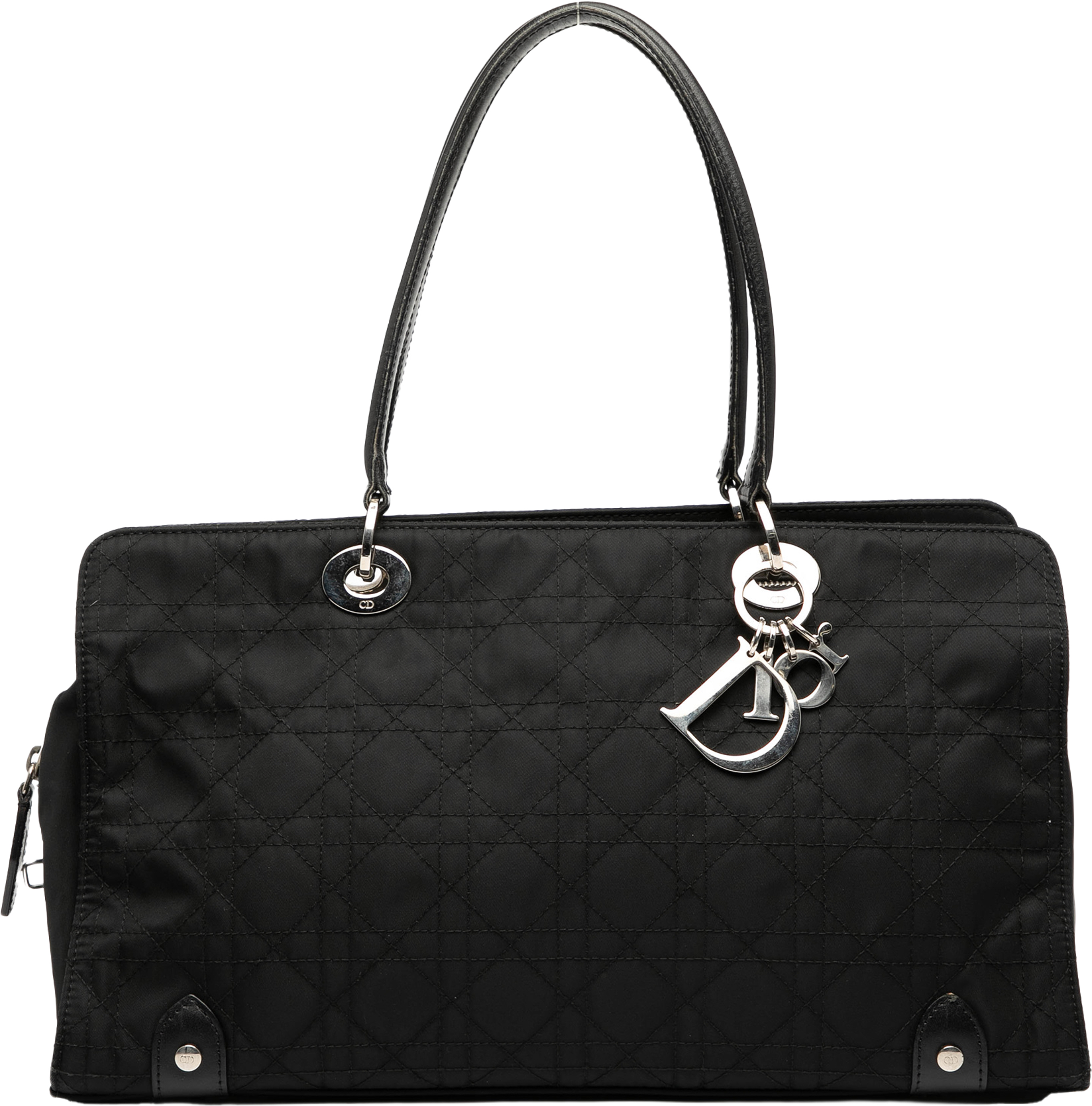 Dior Nylon Cannage Lady Dior East West, från Luxclusif, i färgen black. Klicka för att öppna bilden i stort format