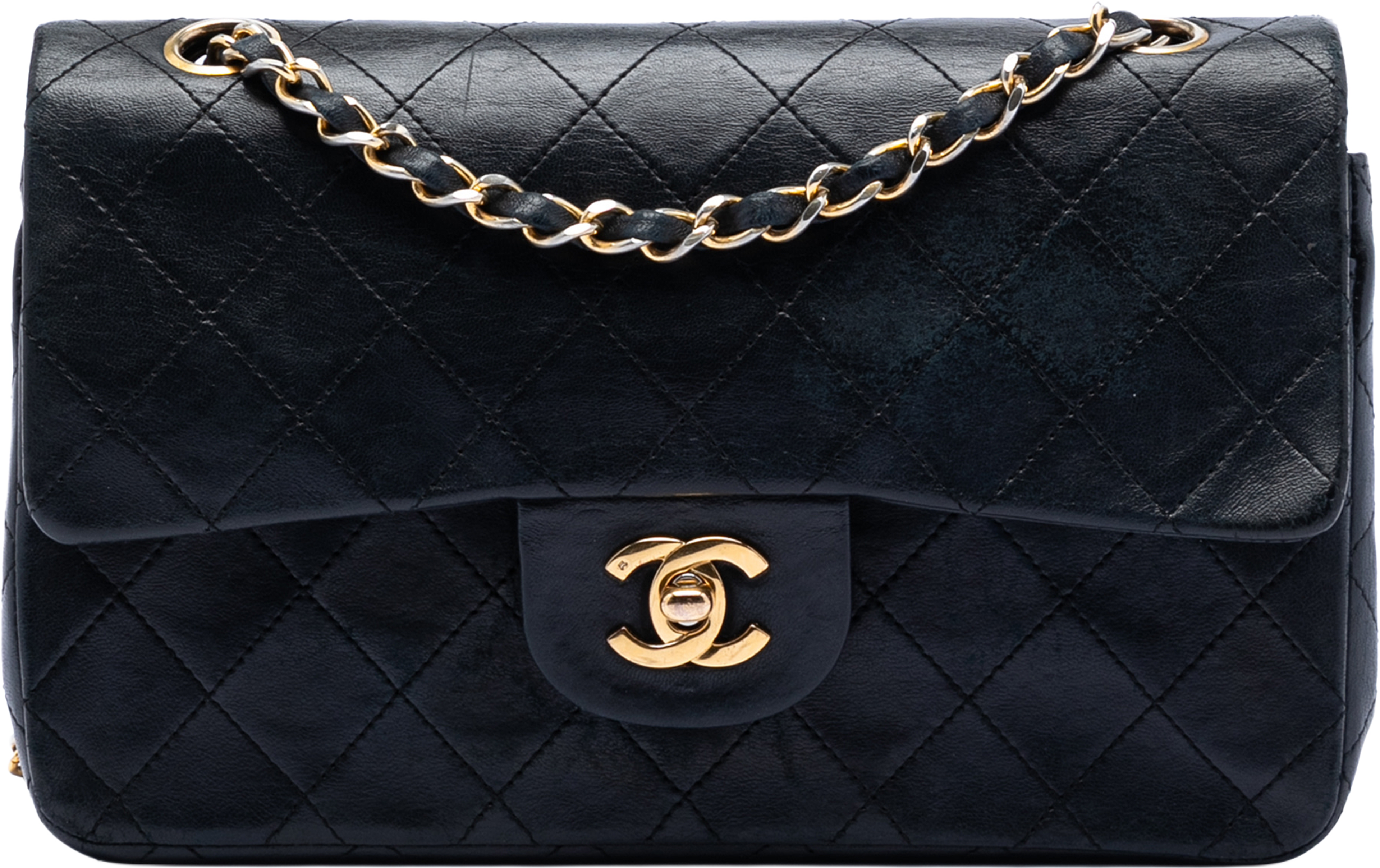Chanel Small Classic Lambskin Double Flap, från Luxclusif, i färgen black. Klicka för att öppna bilden i stort format