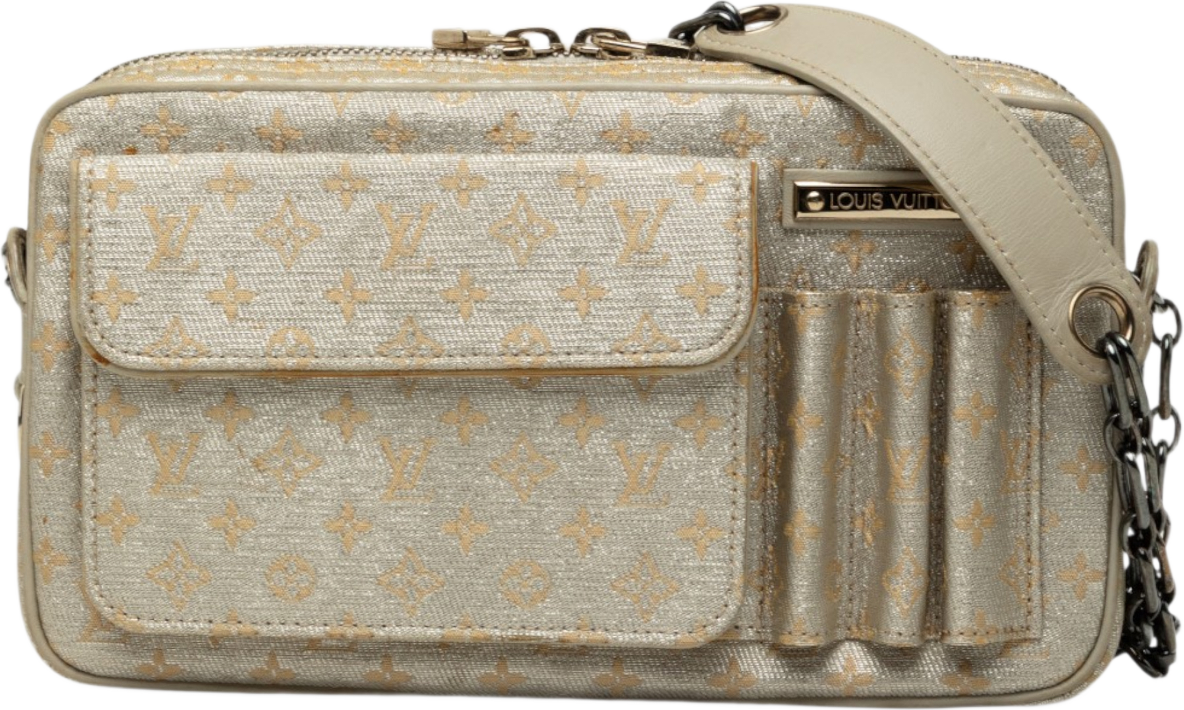 Louis Vuitton Monogram Mini Lin Shine Mckenna, från Luxclusif, i färgen silver. Klicka för att öppna bilden i stort format