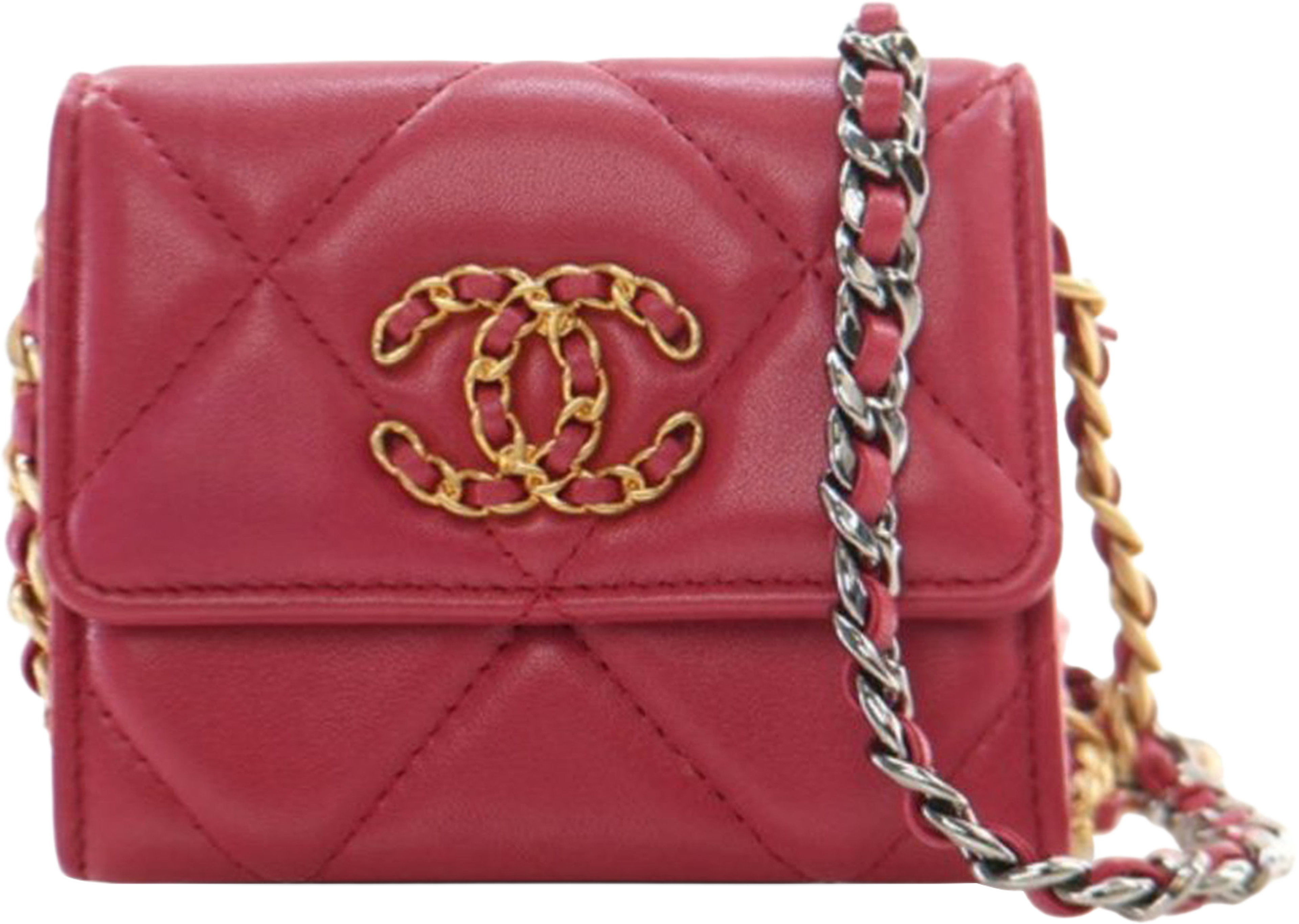 Chanel Quilted Lambskin Chanel 19 Card Holder On Chain, från Luxclusif, i färgen red. Klicka för att öppna bilden i stort format