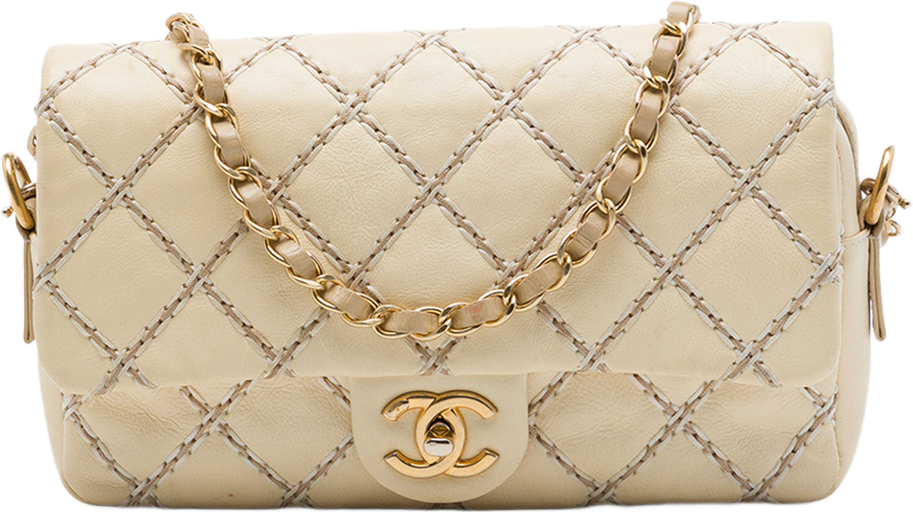 Chanel Cc Quilted Calfskin Wild Stitch Flap, från Luxclusif, i färgen beige. Klicka för att öppna bilden i stort format