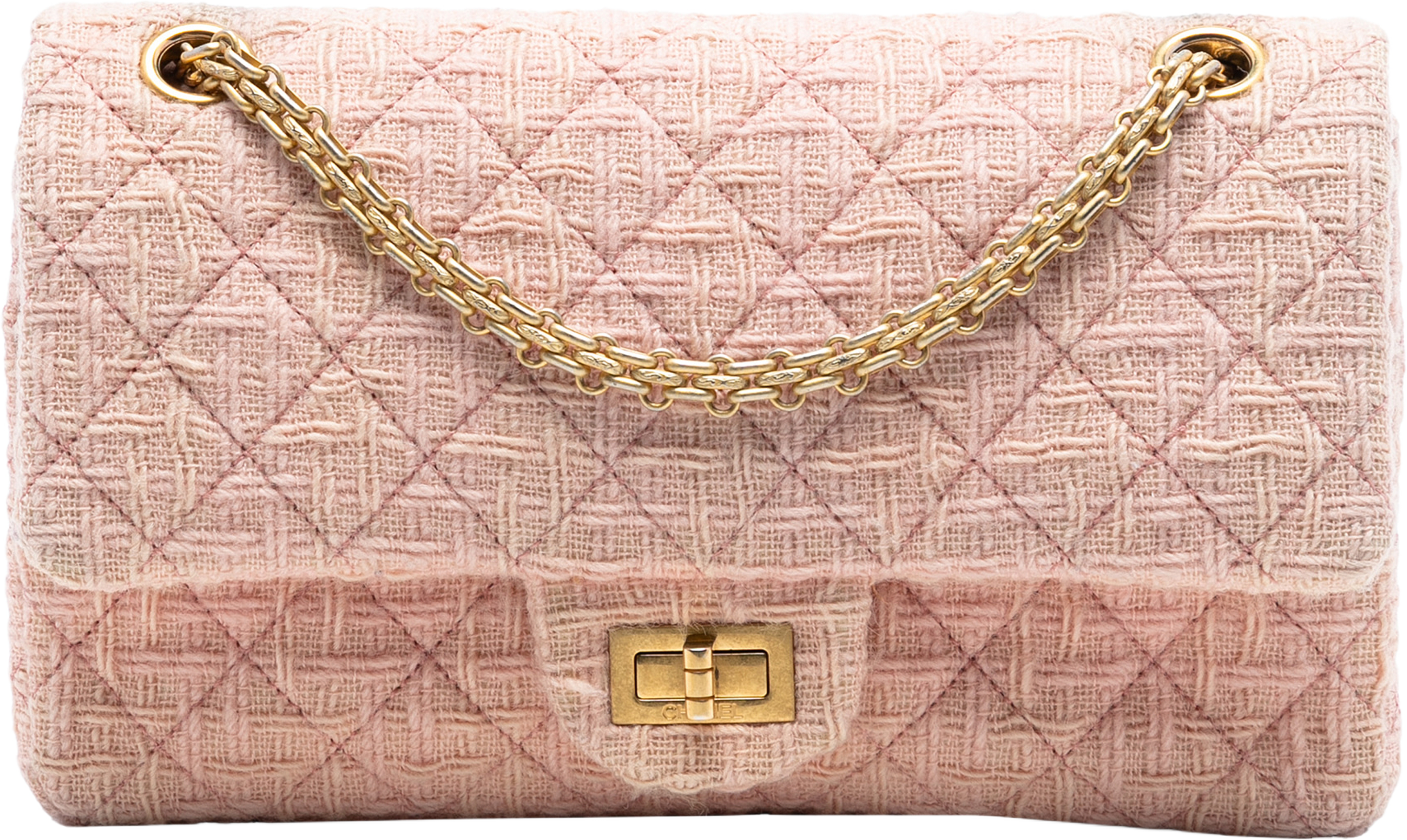 Chanel Quilted Tweed Reissue 2.55 Double Flap 225, från Luxclusif, i färgen light pink. Klicka för att öppna bilden i stort format