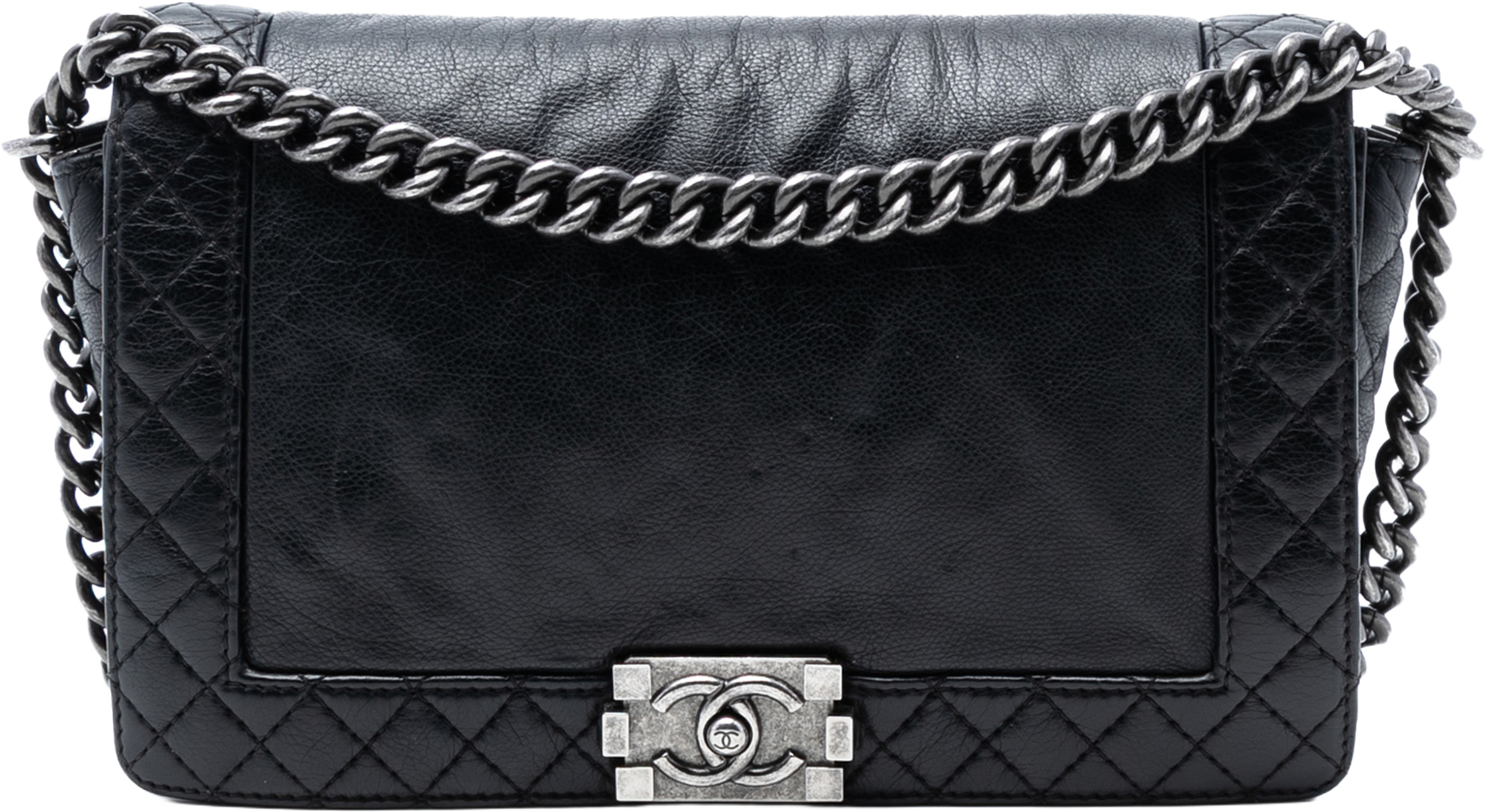 Chanel Medium Calfskin Boy Reverso Flap, från Luxclusif, i färgen black. Klicka för att öppna bilden i stort format