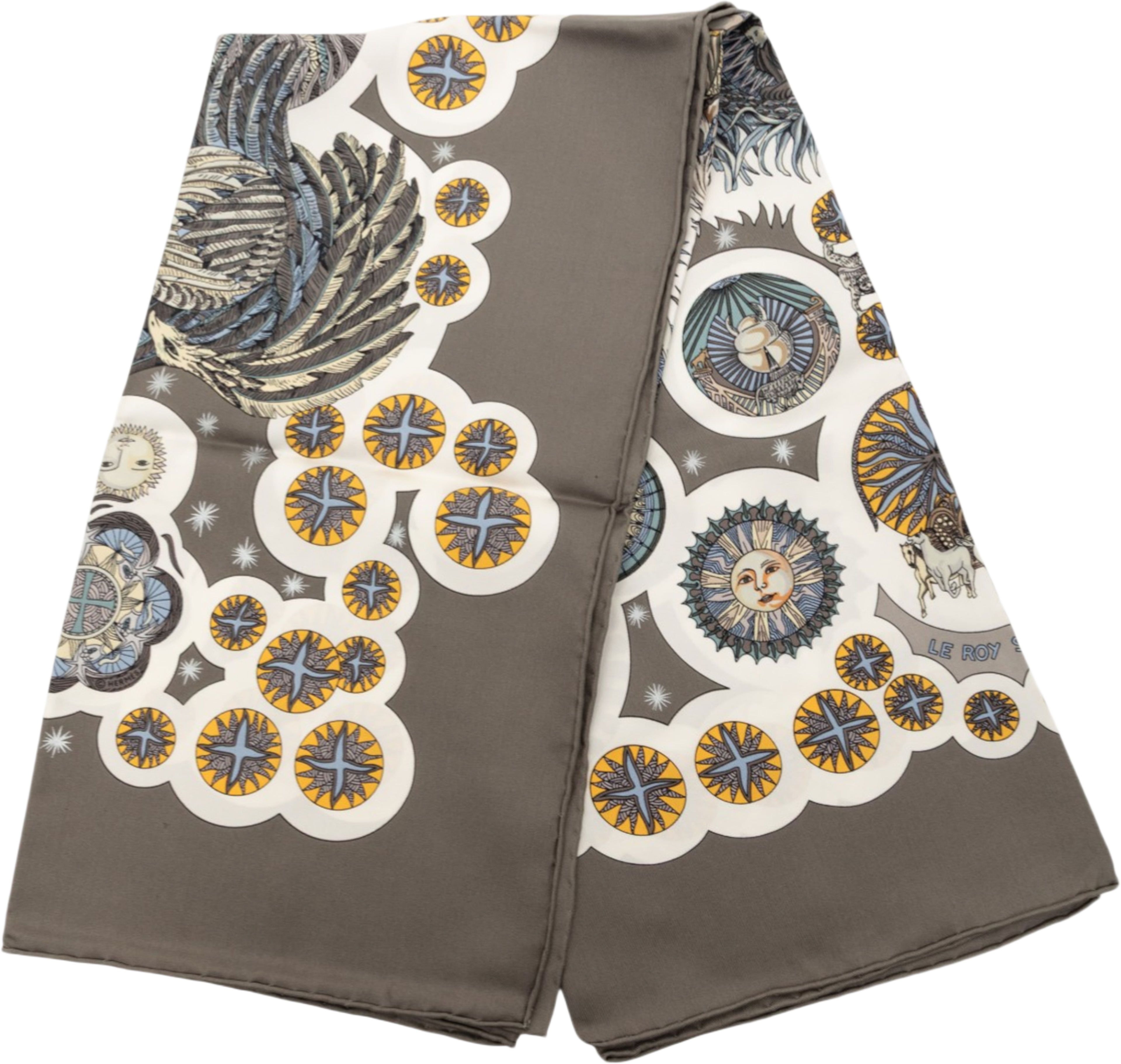 Hermès Le Roy Soleil Silk Scarf 90, från Luxclusif, i färgen taupe. Klicka för att öppna bilden i stort format