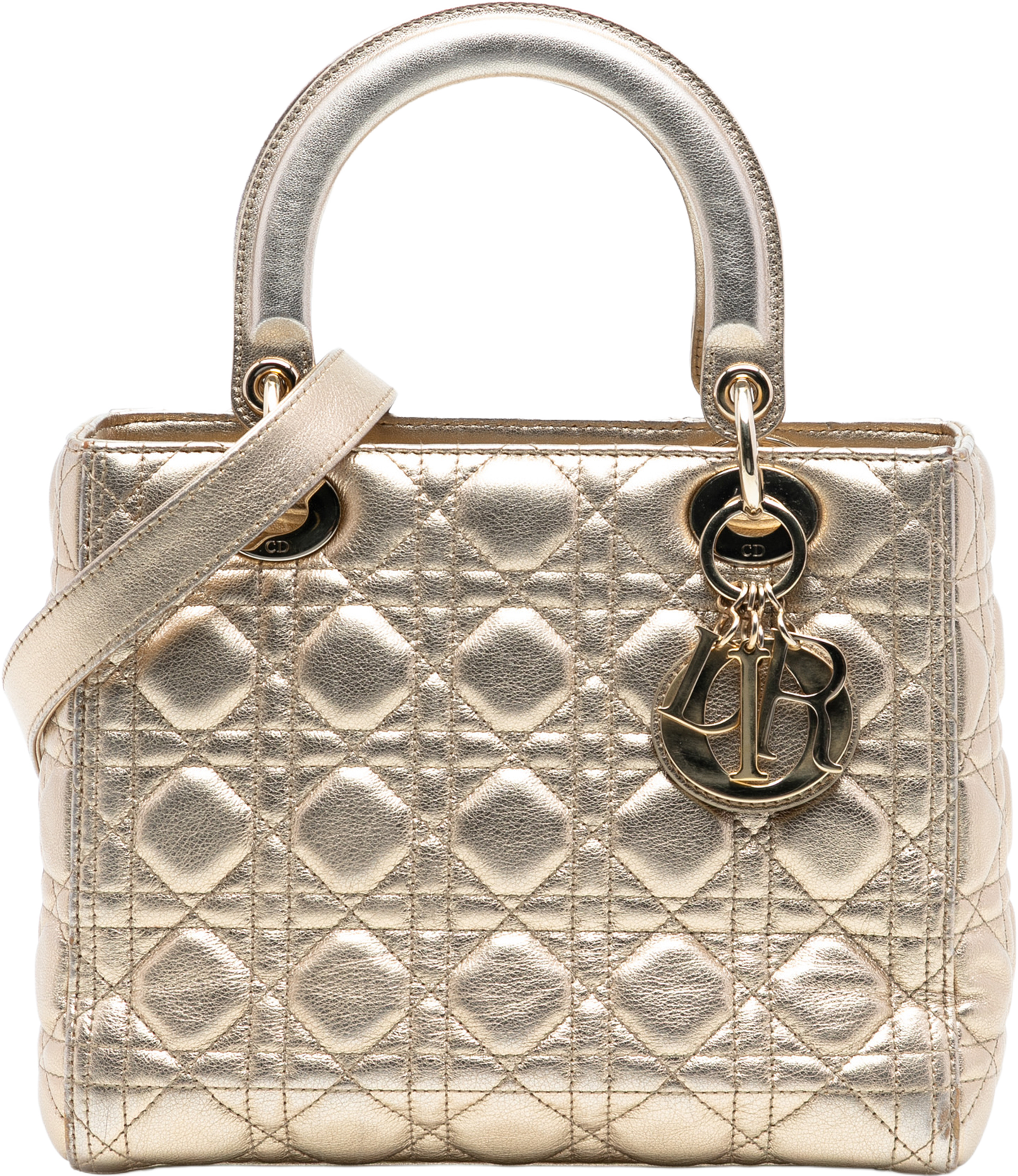 Dior Medium Metallic Lambskin Cannage Lady Dior, från Luxclusif, i färgen gold. Klicka för att öppna bilden i stort format