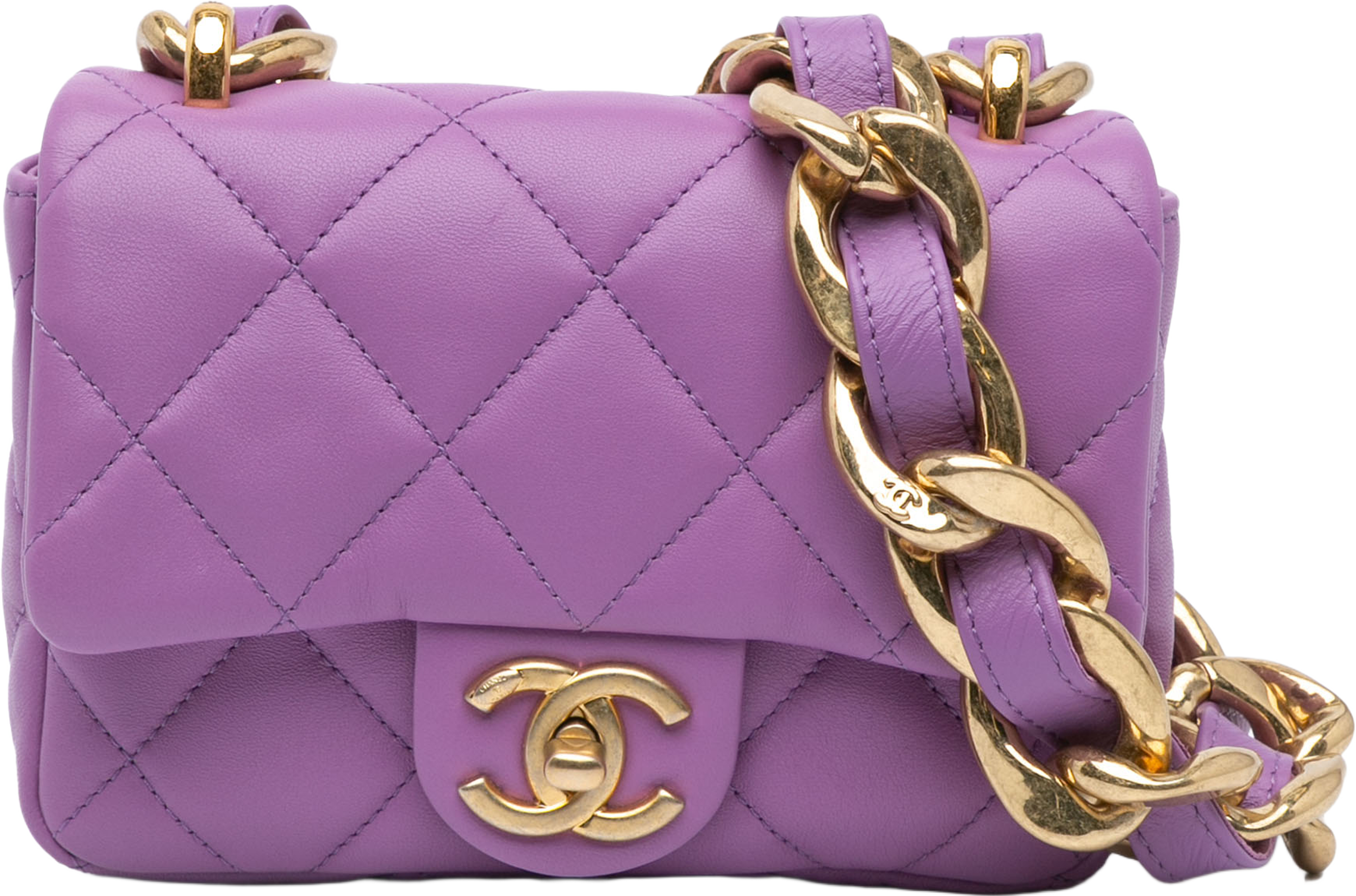 Chanel Mini Quilted Lambskin Funky Town Flap, från Luxclusif, i färgen purple. Klicka för att öppna bilden i stort format