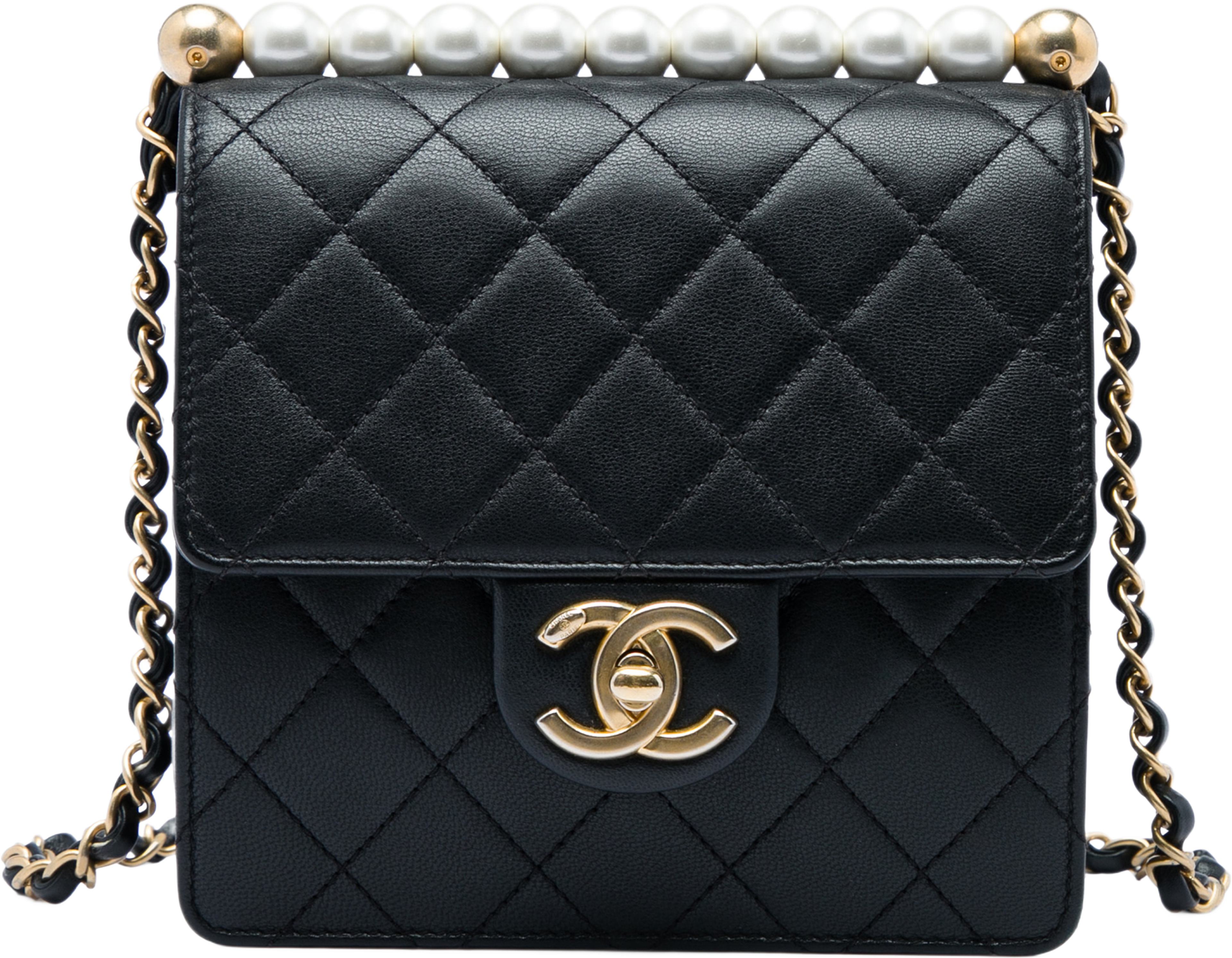 Chanel Small Quilted Goatskin Chic Pearls Flap, från Luxclusif, i färgen svart. Klicka för att öppna bilden i stort format