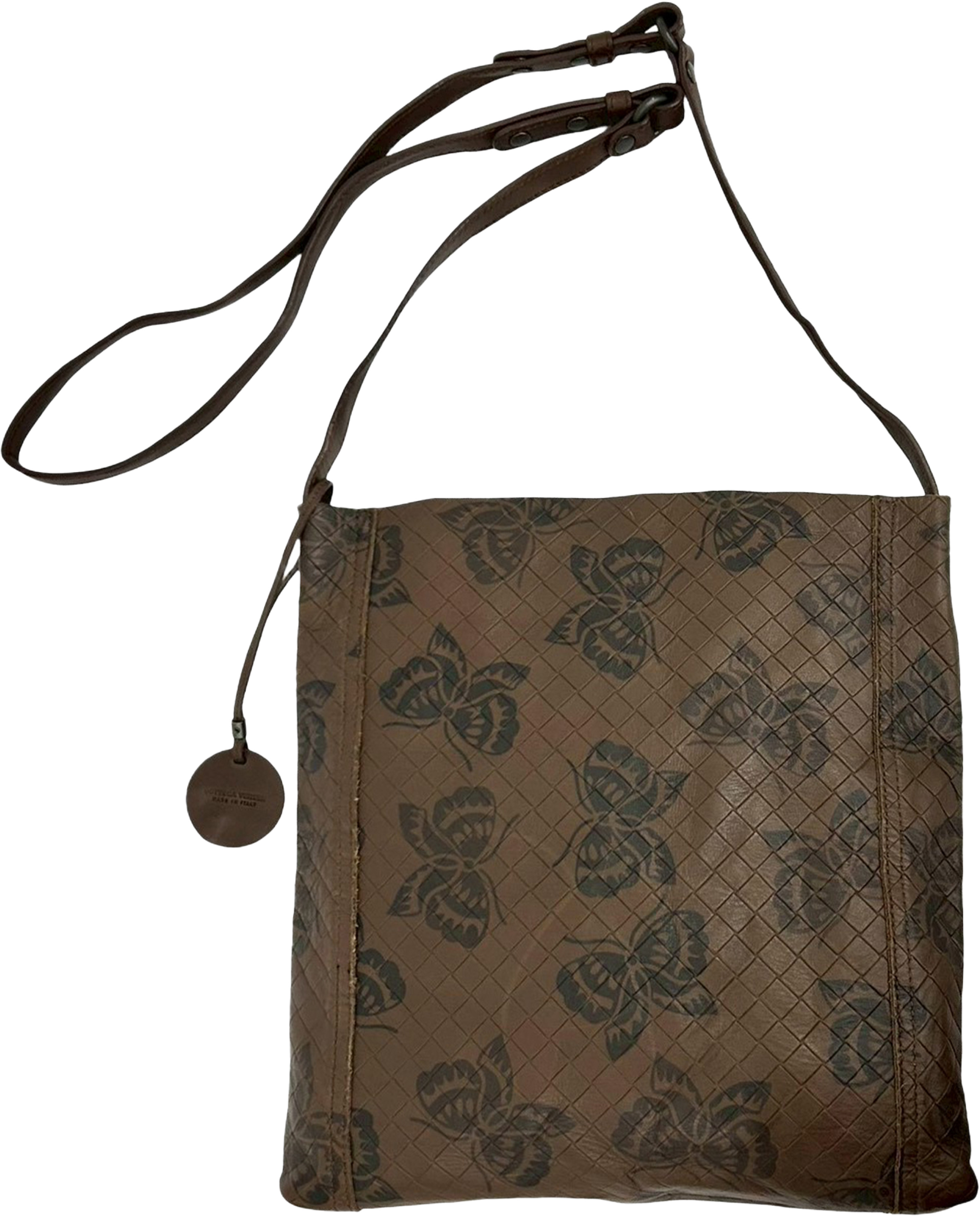 Bottega Veneta Leather Intrecciomirage Butterfly Crossbody, från Luxclusif, i färgen brown. Klicka för att öppna bilden i stort format