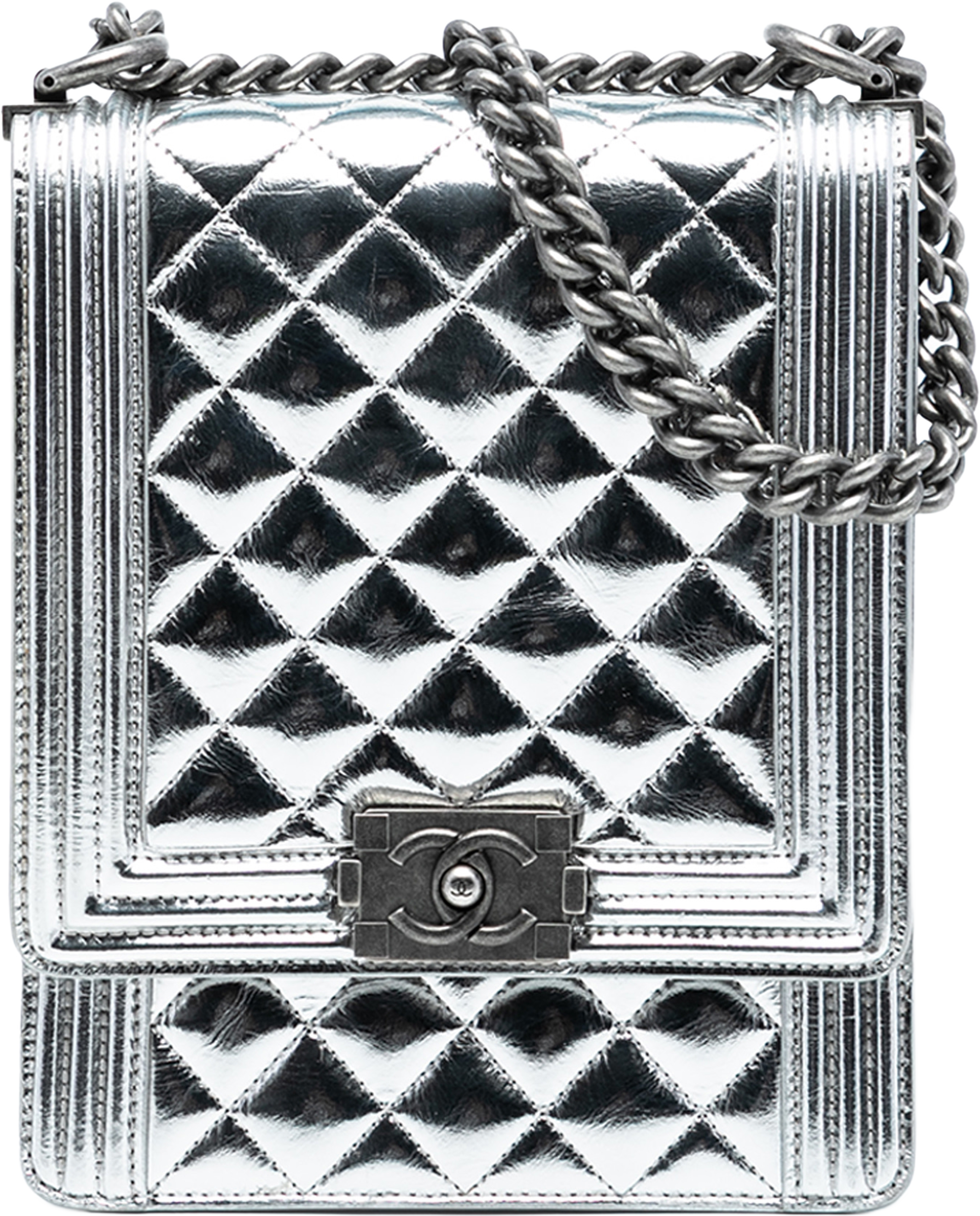 Chanel Quilted Metallic Calfskin North South Boy Flap, från Luxclusif, i färgen silver. Klicka för att öppna bilden i stort format
