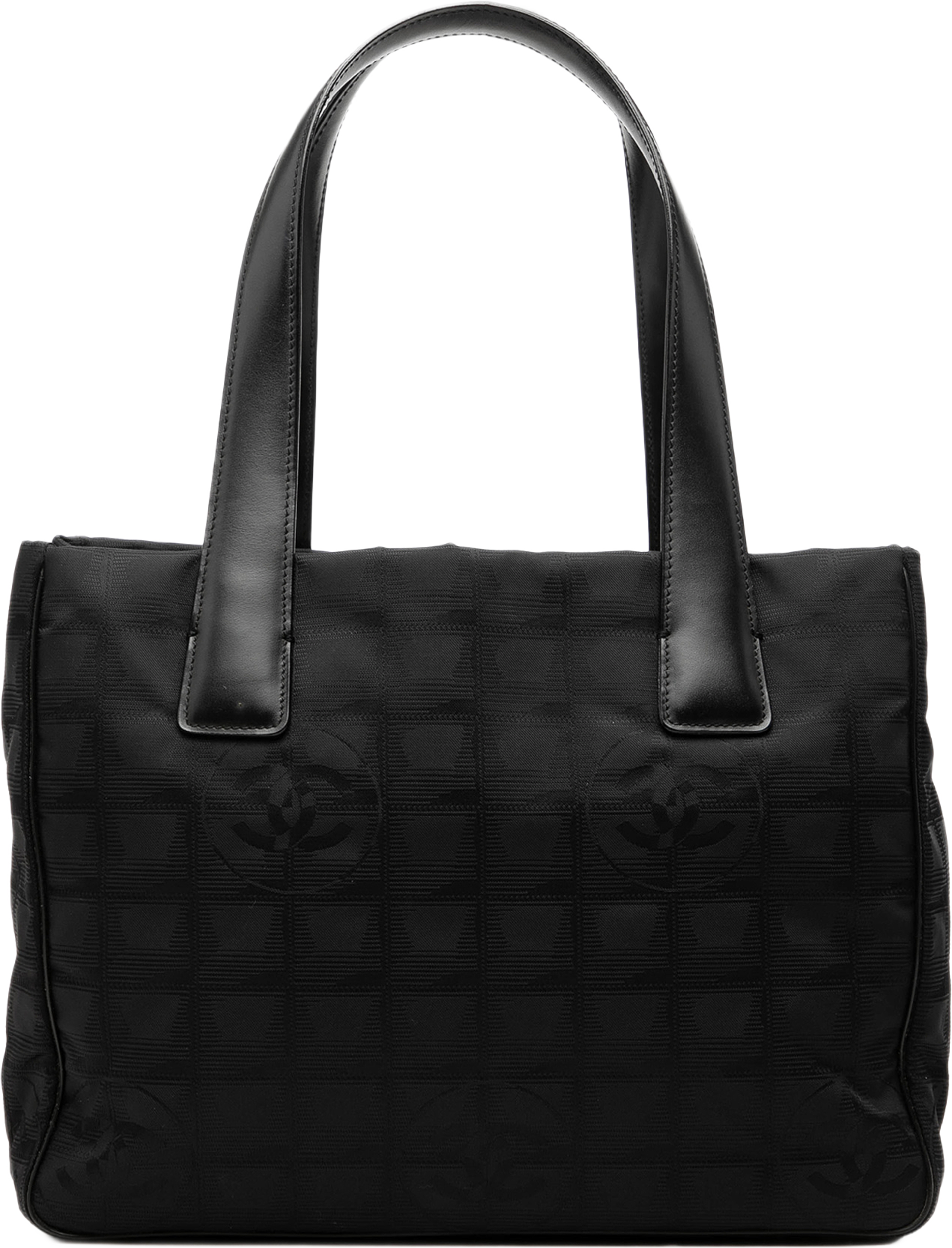 Chanel New Travel Line Nylon Tote, från Luxclusif, i färgen svart. Klicka för att öppna bilden i stort format