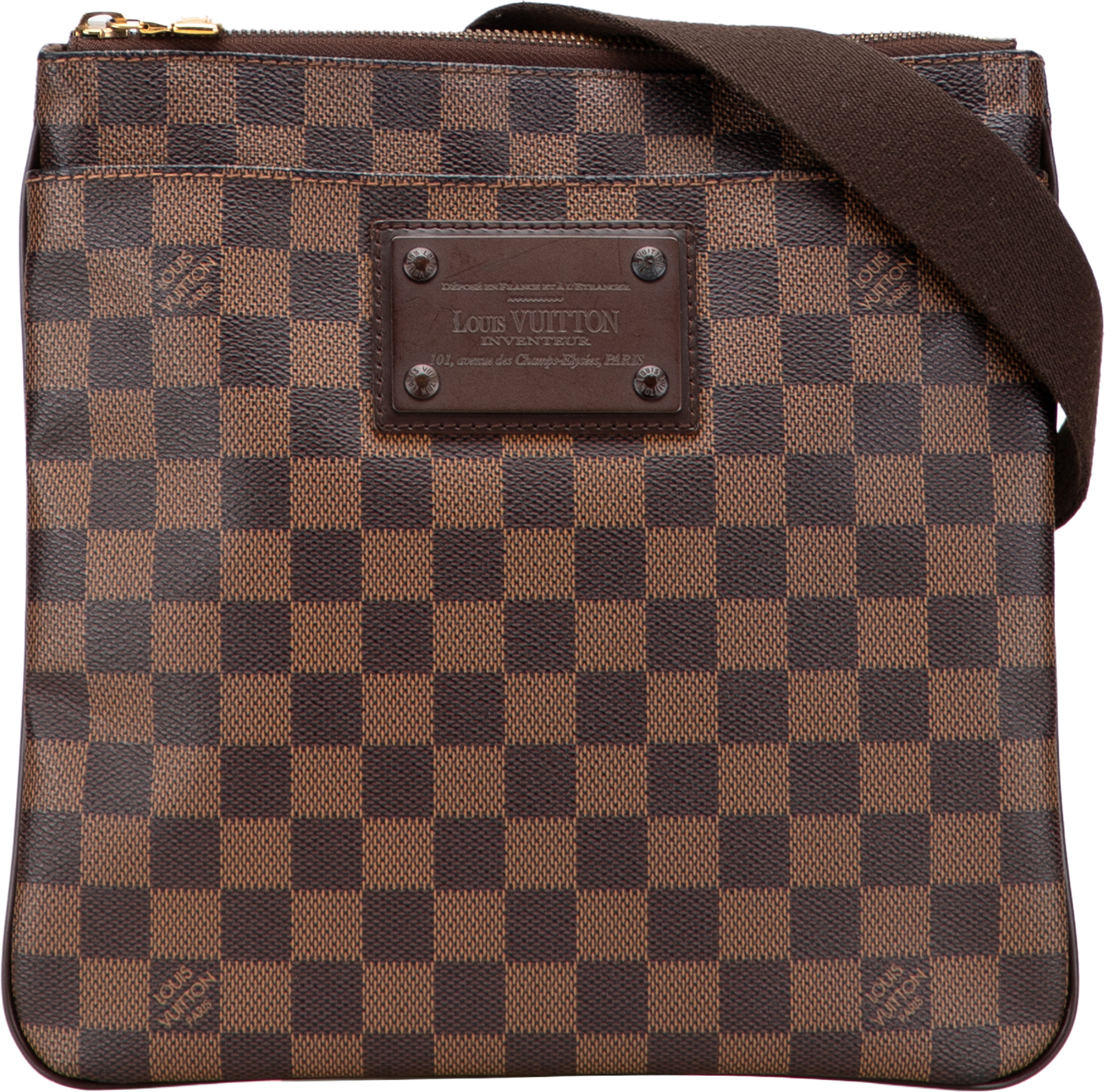 Louis Vuitton Damier Ebene Brooklyn Pochette, från Luxclusif, i färgen brown. Klicka för att öppna bilden i stort format