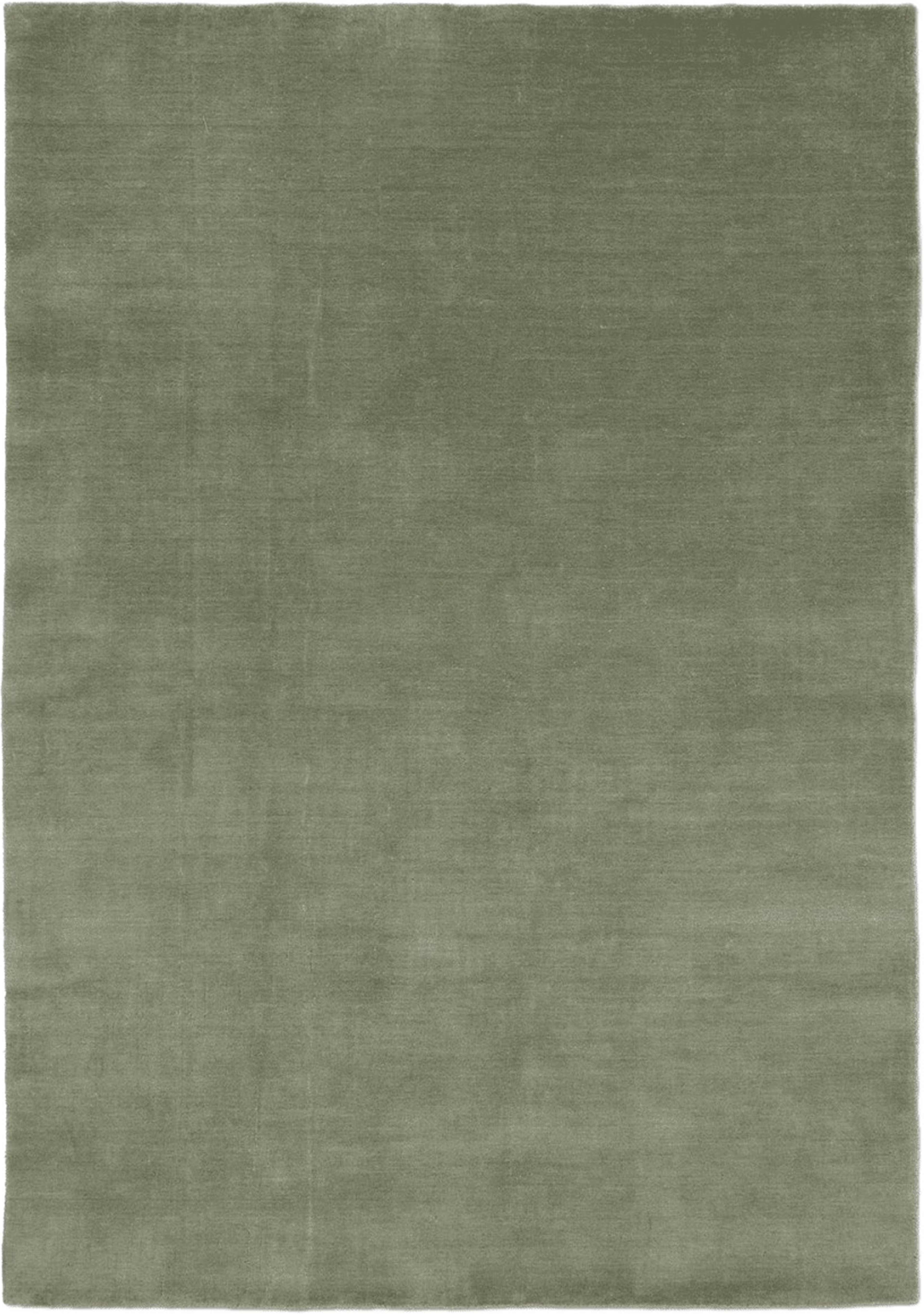 Ullmatta Solid 200x300cm, från Classic Collection, i färgen grön. Klicka för att öppna bilden i stort format