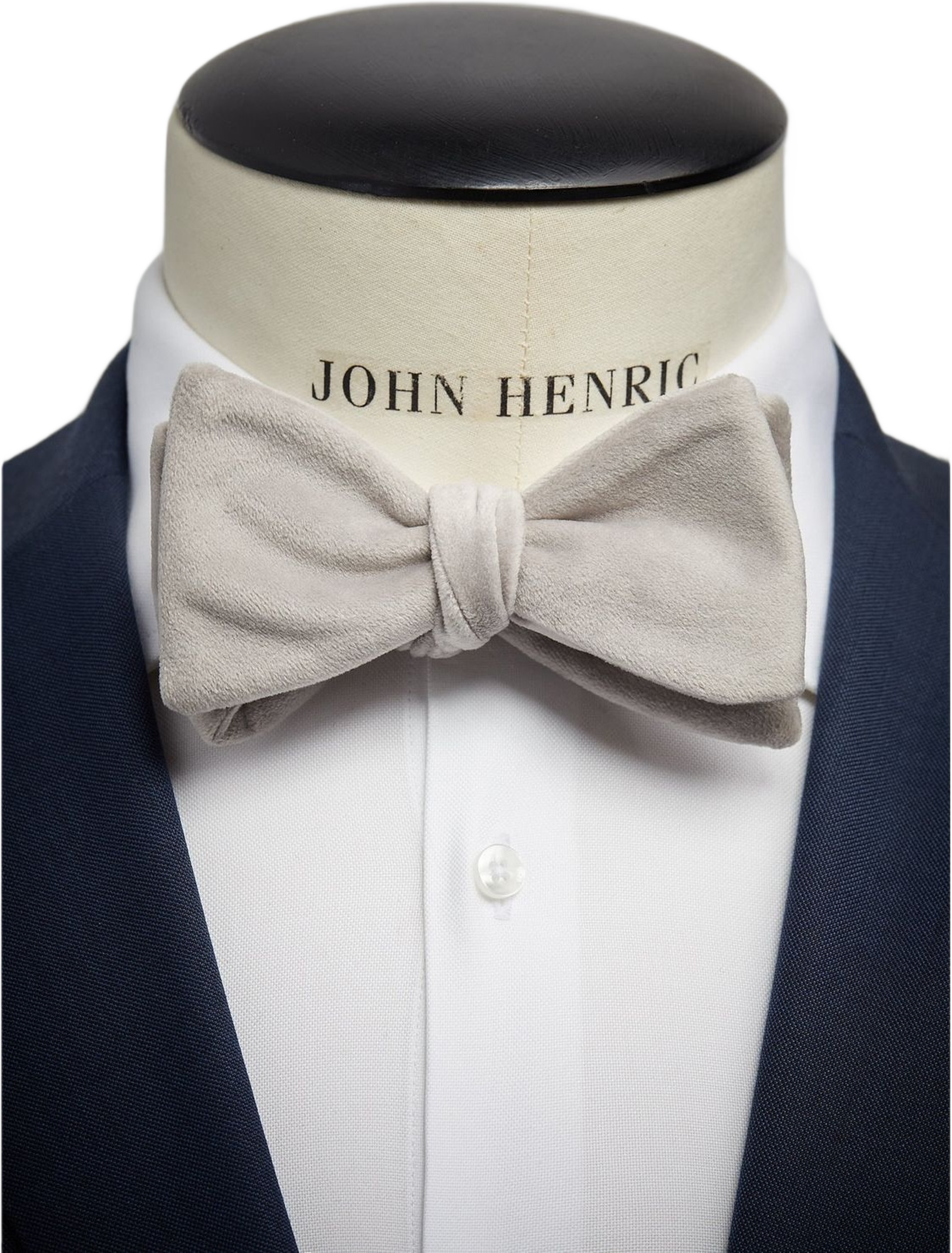 Self Tied Velvet Bow Tie