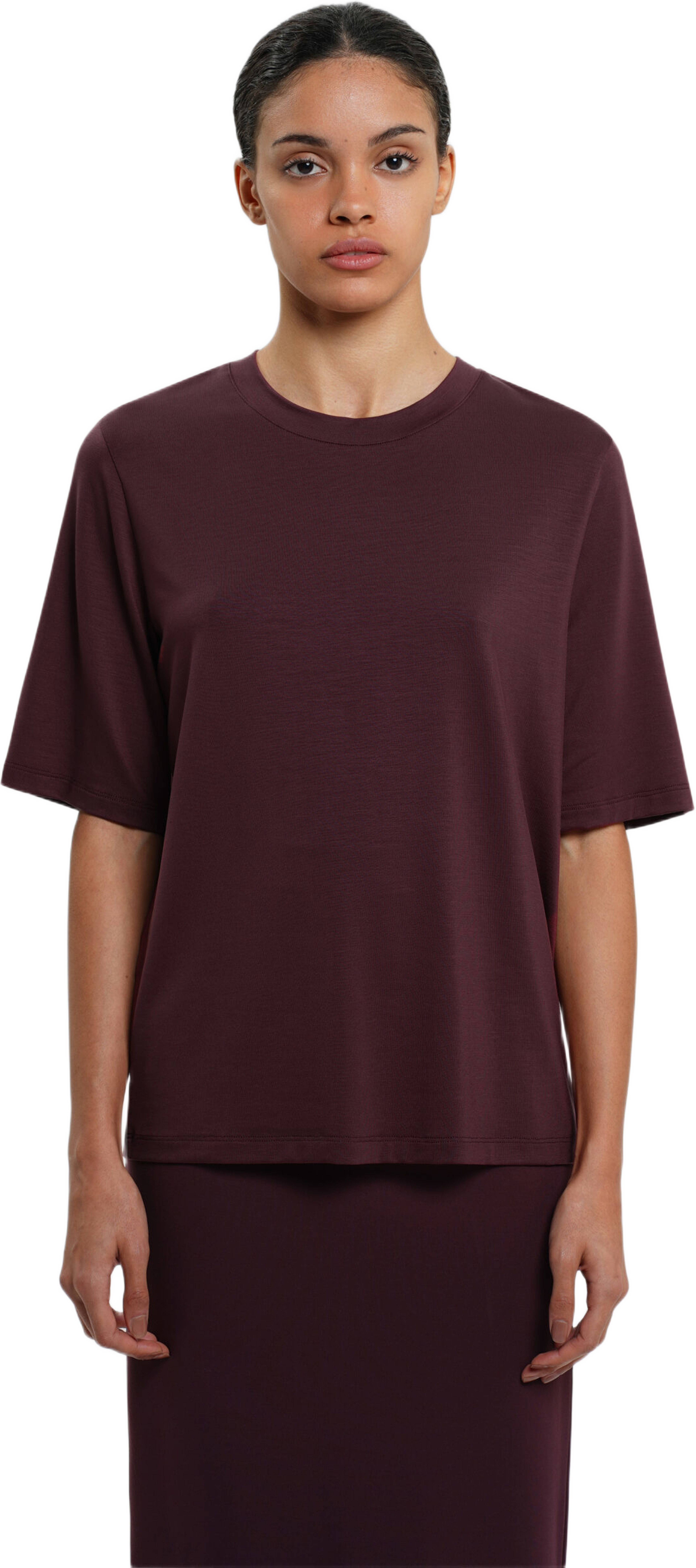 Bottas Tee - Wine, från Residus, i färgen red. Klicka för att öppna bilden i stort format