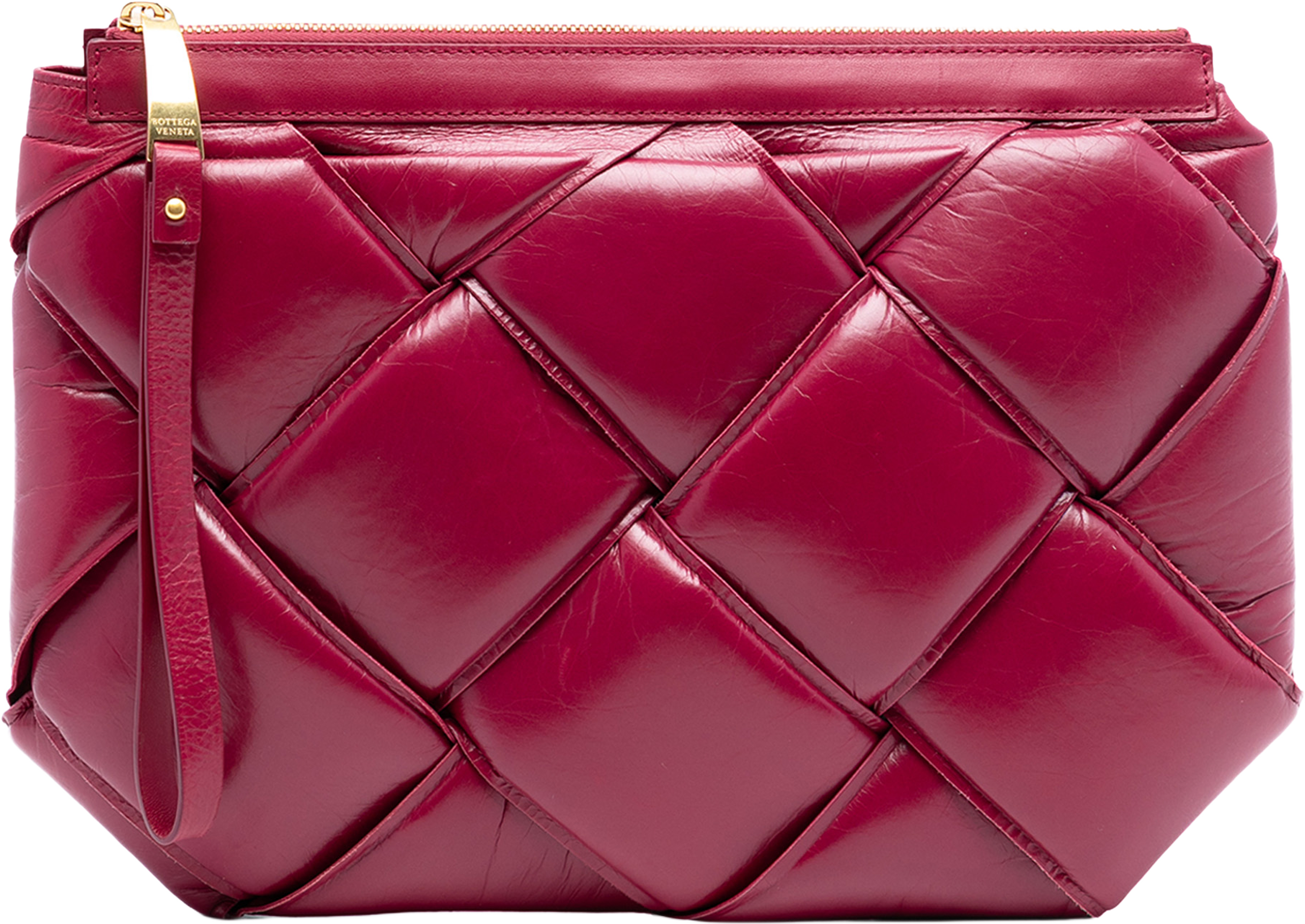 Bottega Veneta Lambskin Maxi Intrecciato Padded Pouch, från Luxclusif, i färgen dark pink. Klicka för att öppna bilden i stort format