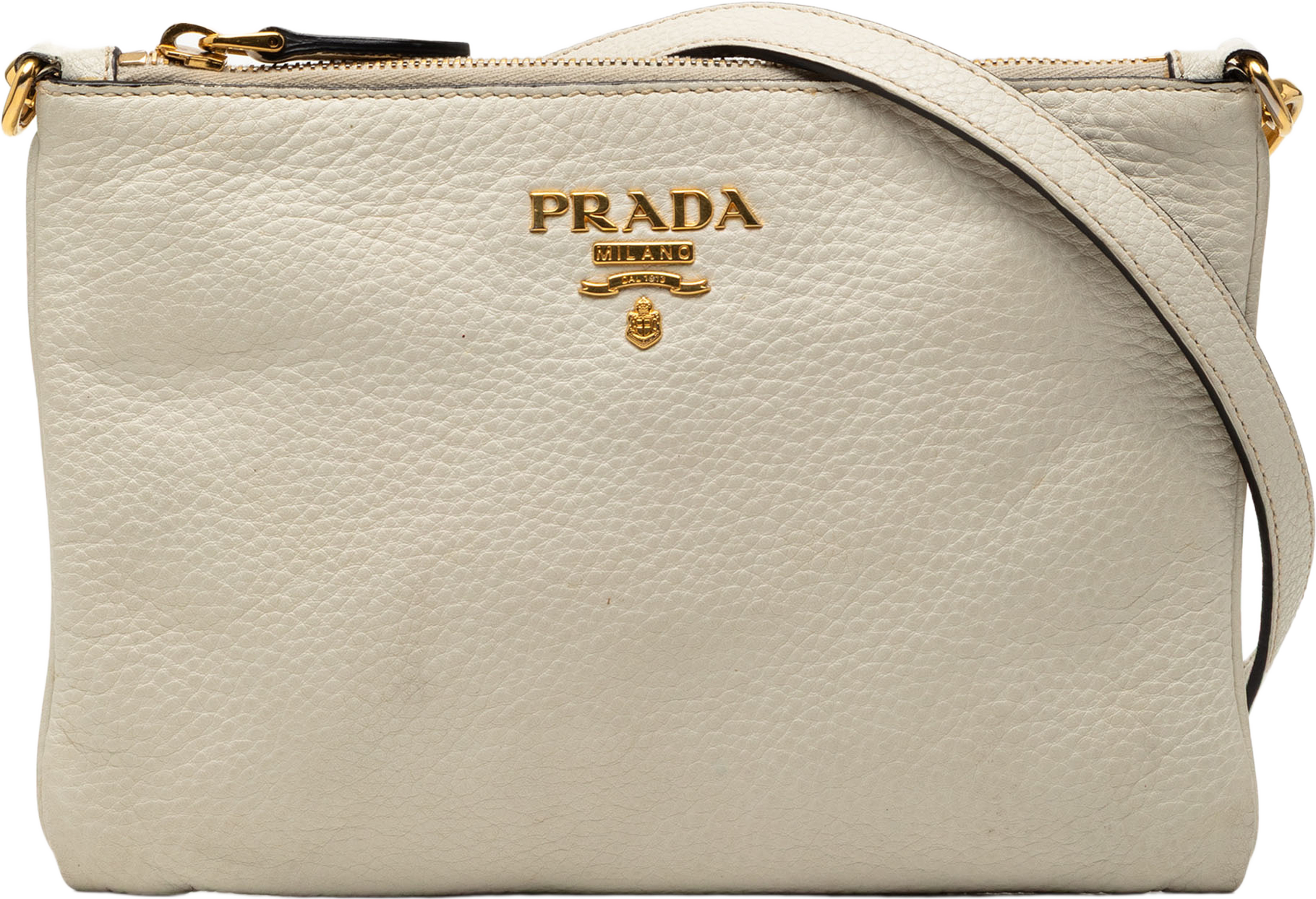 Prada Vitello Daino Crossbody, från Luxclusif, i färgen off white. Klicka för att öppna bilden i stort format