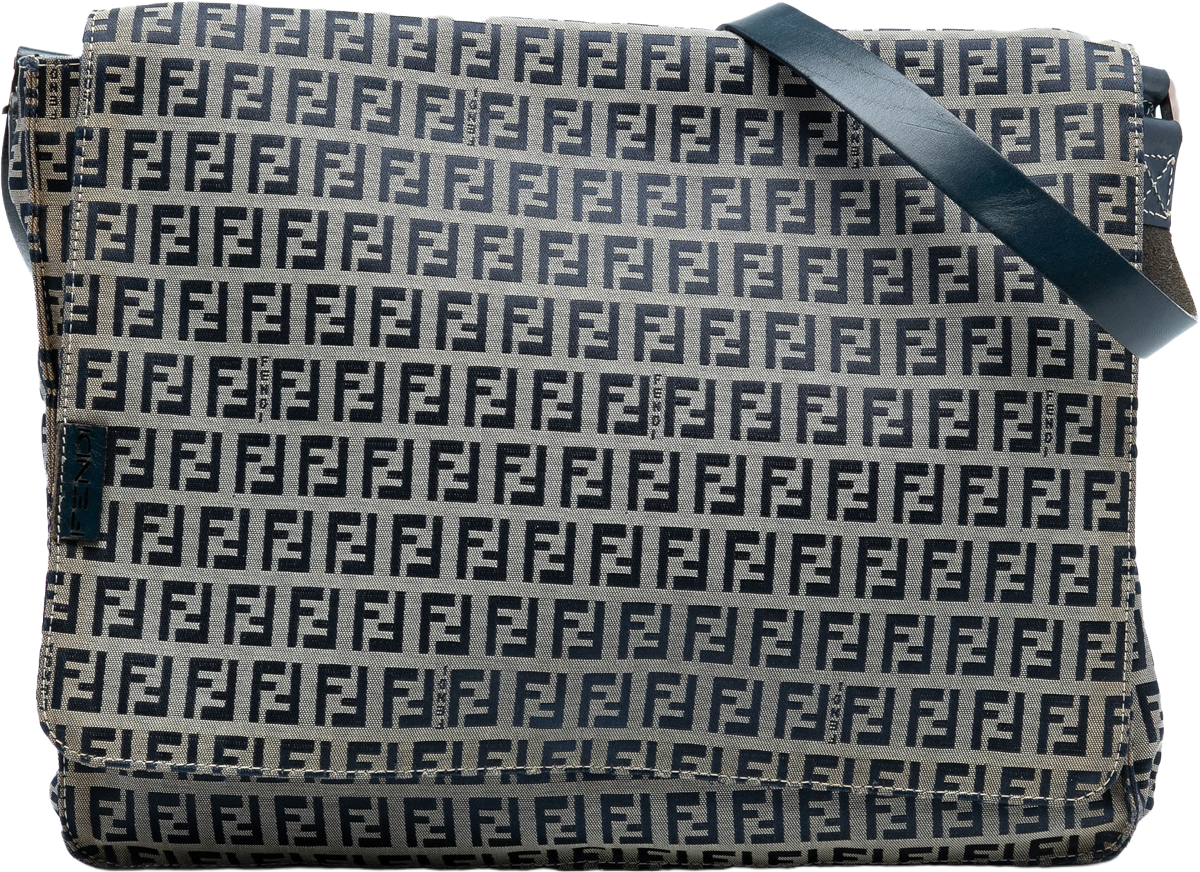 Fendi Zucchino Canvas Crossbody, från Luxclusif, i färgen gray. Klicka för att öppna bilden i stort format