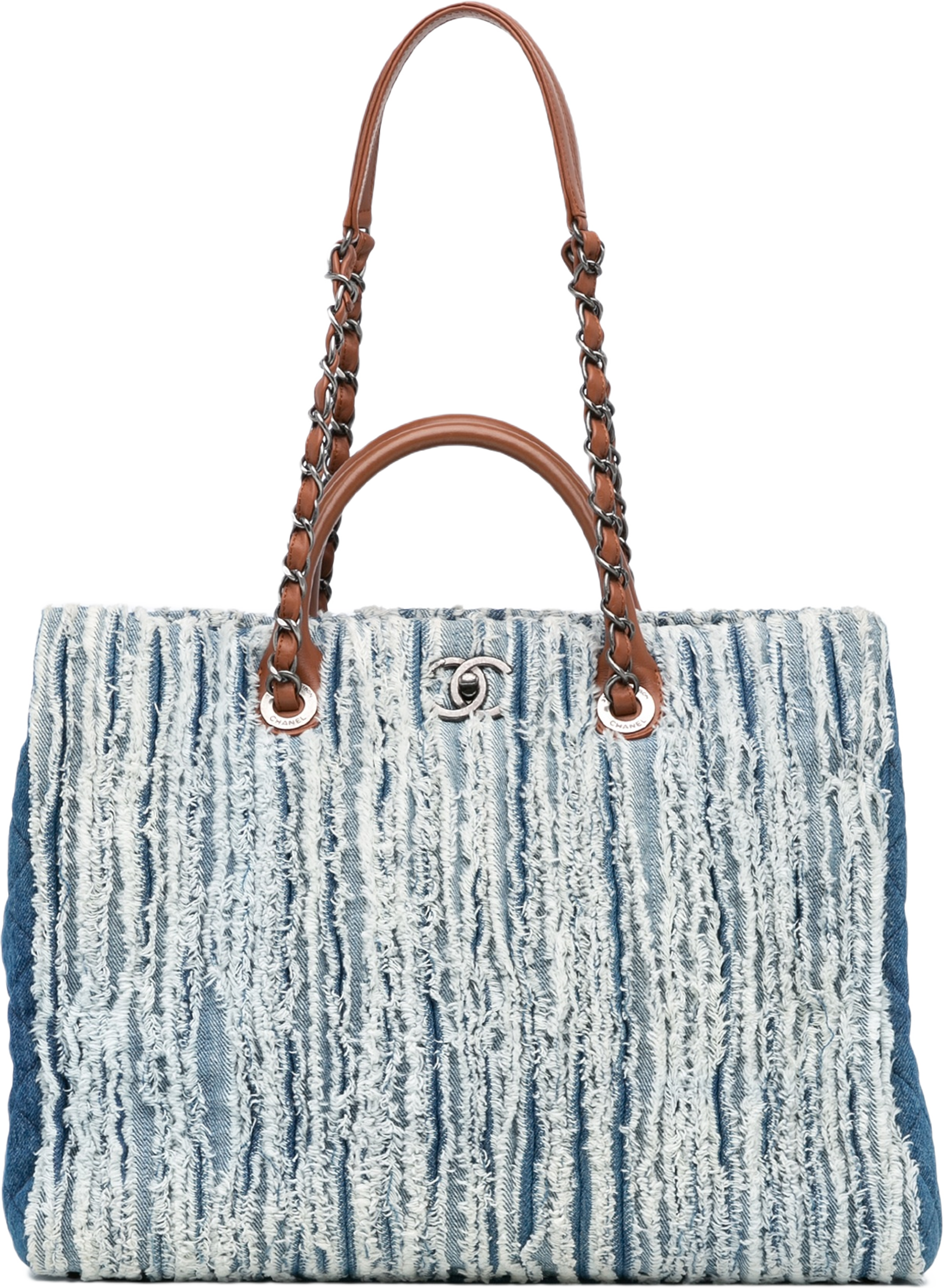 Chanel Large Fringed Denim Shopping Tote, från Luxclusif, i färgen blue. Klicka för att öppna bilden i stort format