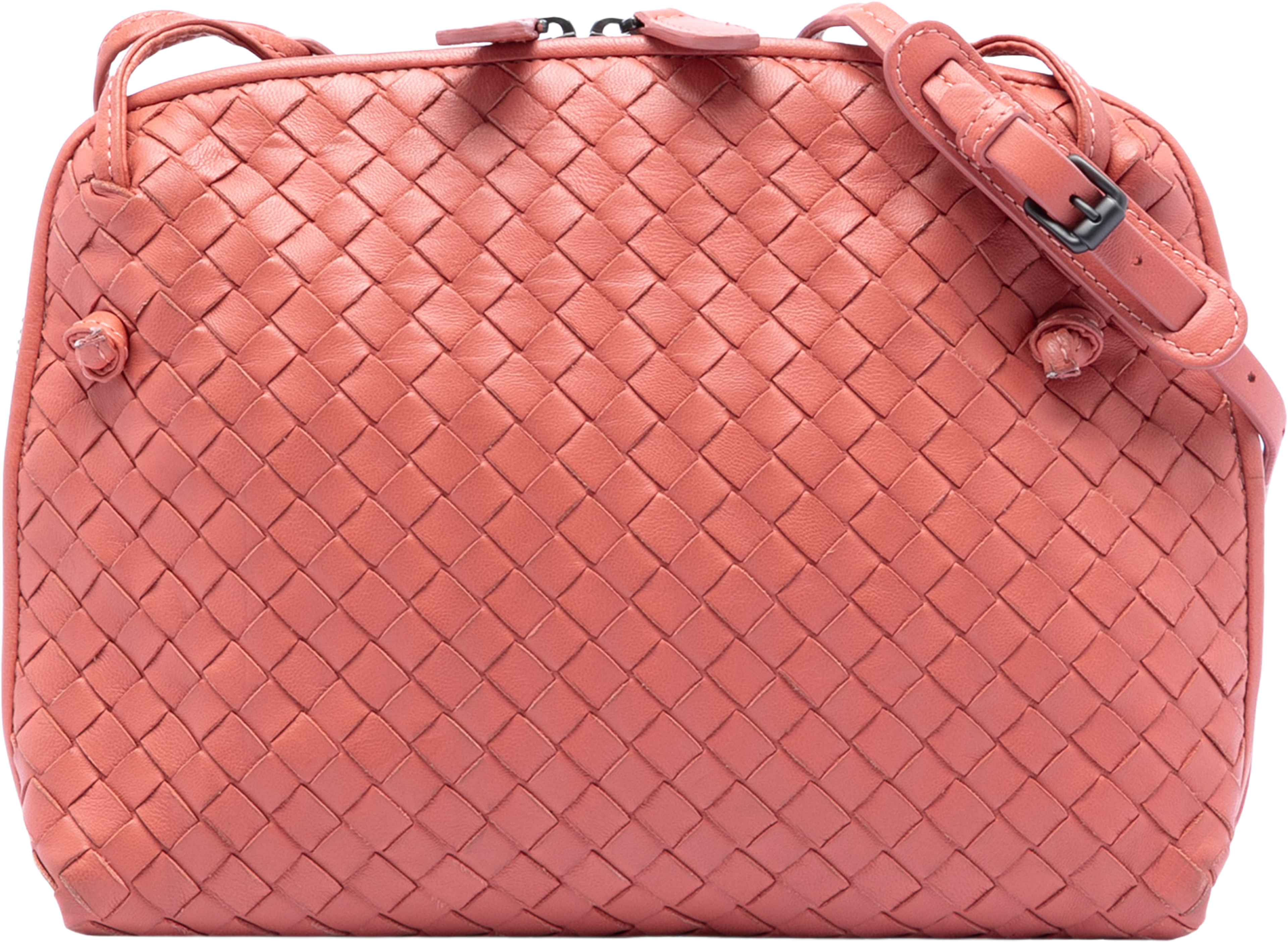 Bottega Veneta Nappa Intrecciato Nodini Crossbody, från Luxclusif, i färgen salmon. Klicka för att öppna bilden i stort format