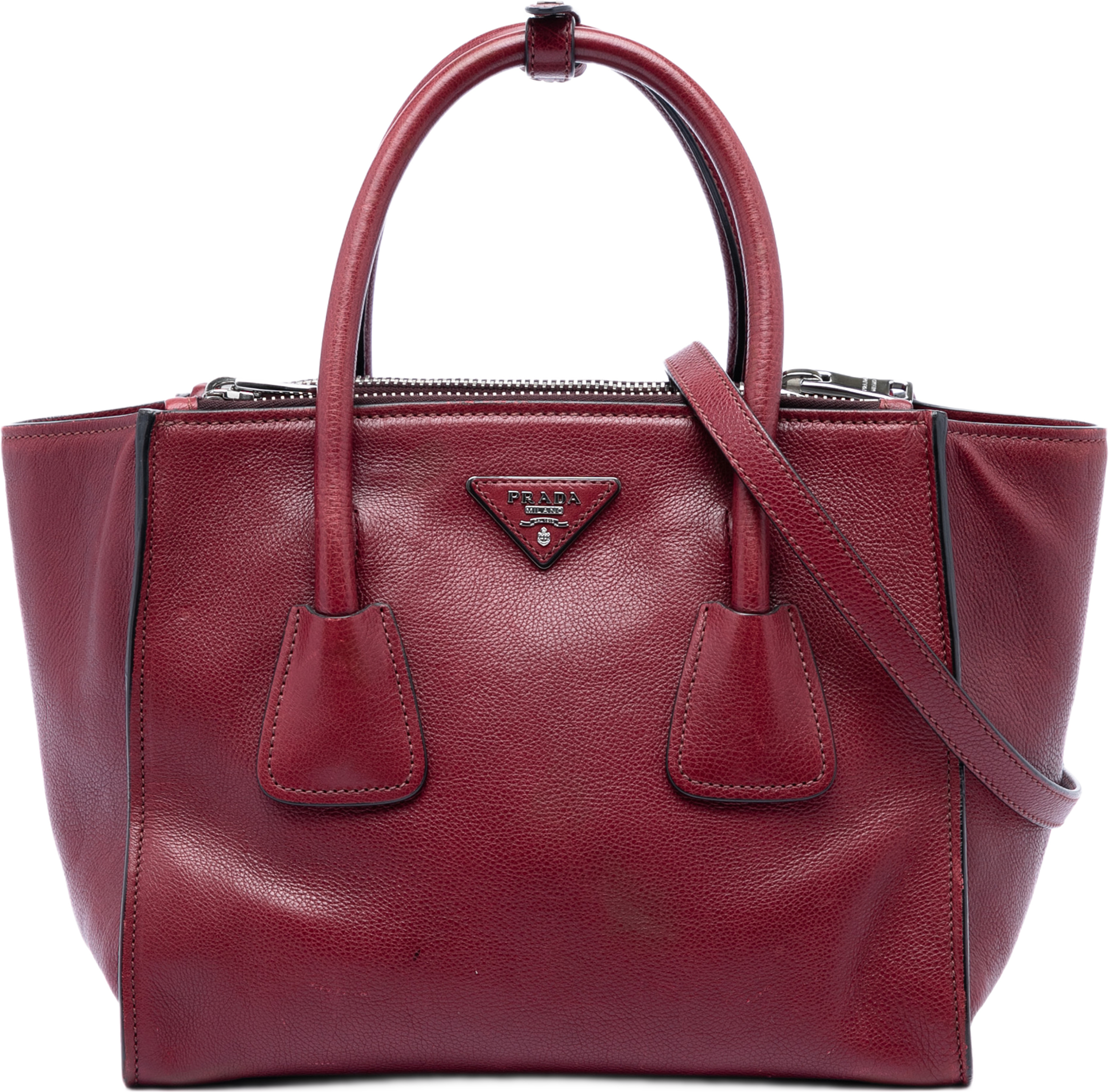 Prada Glace Calf Twin Pocket Satchel, från Luxclusif, i färgen dark red. Klicka för att öppna bilden i stort format