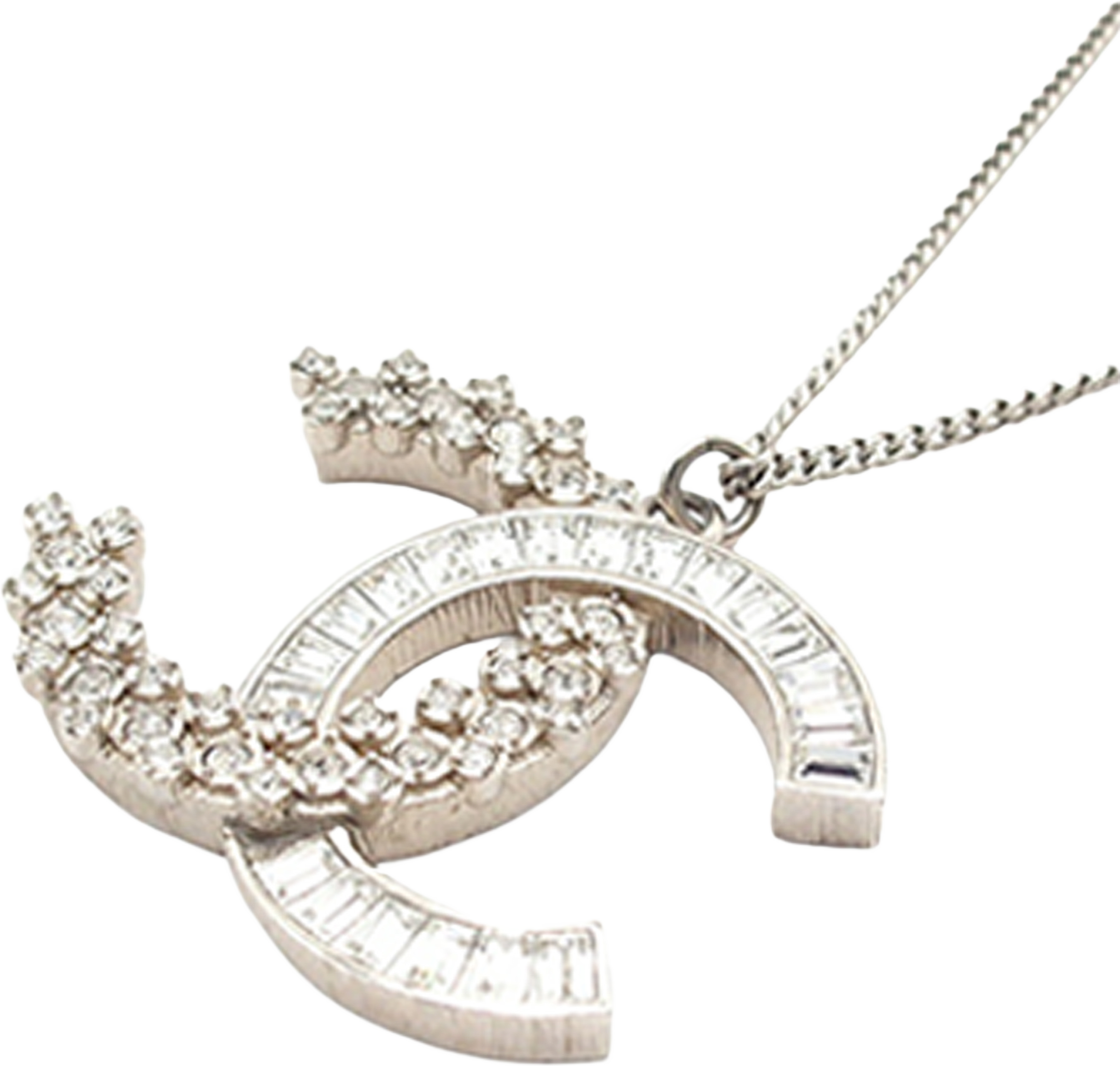 Chanel Cc Silver Plated Rhinestones Pendant Necklace, från Luxclusif, i färgen silver. Klicka för att öppna bilden i stort format