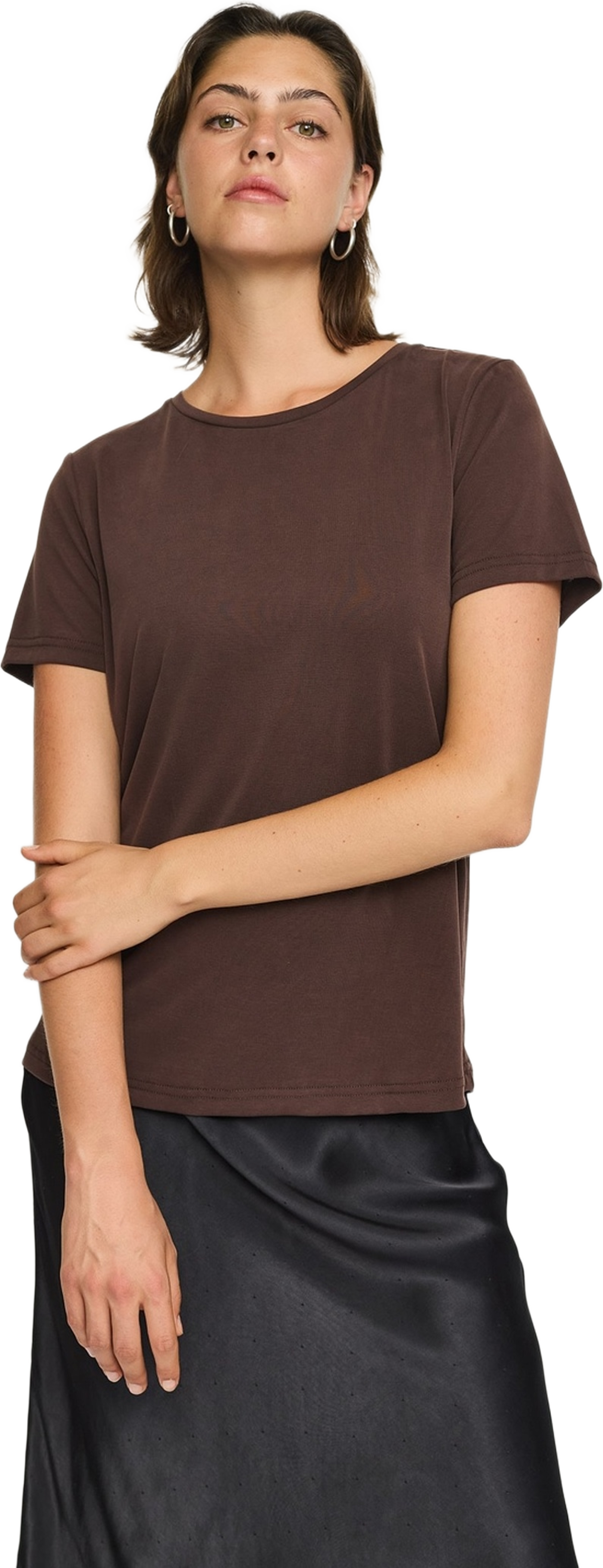 Srella T-shirt, från Soft Rebels, i färgen coffee bean. Klicka för att öppna bilden i stort format