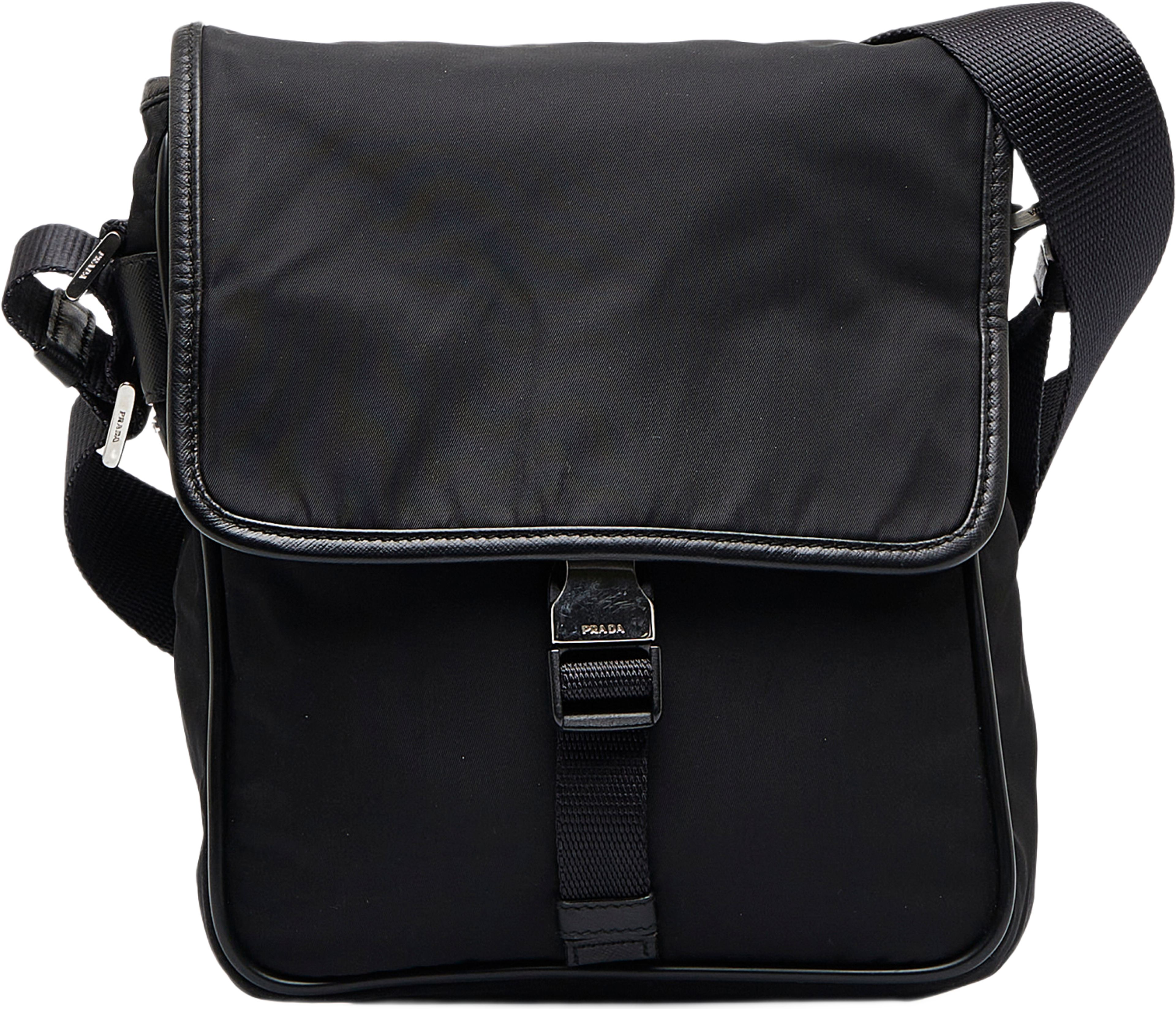 Prada Tessuto Buckle Messenger Bag, från Luxclusif, i färgen svart. Klicka för att öppna bilden i stort format