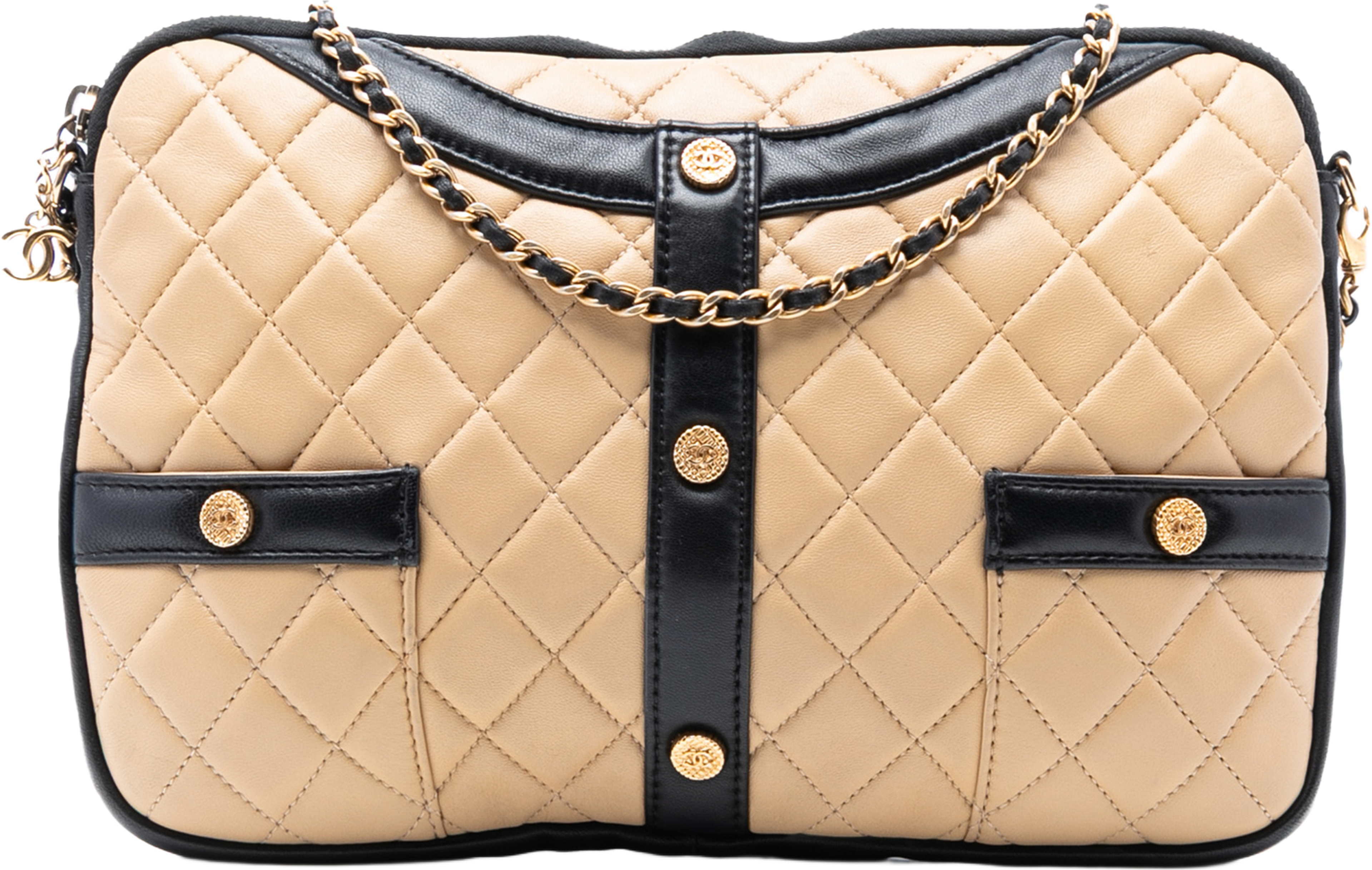Chanel Small Quilted Lambskin Girl Clutch On Chain, från Luxclusif, i färgen beige. Klicka för att öppna bilden i stort format