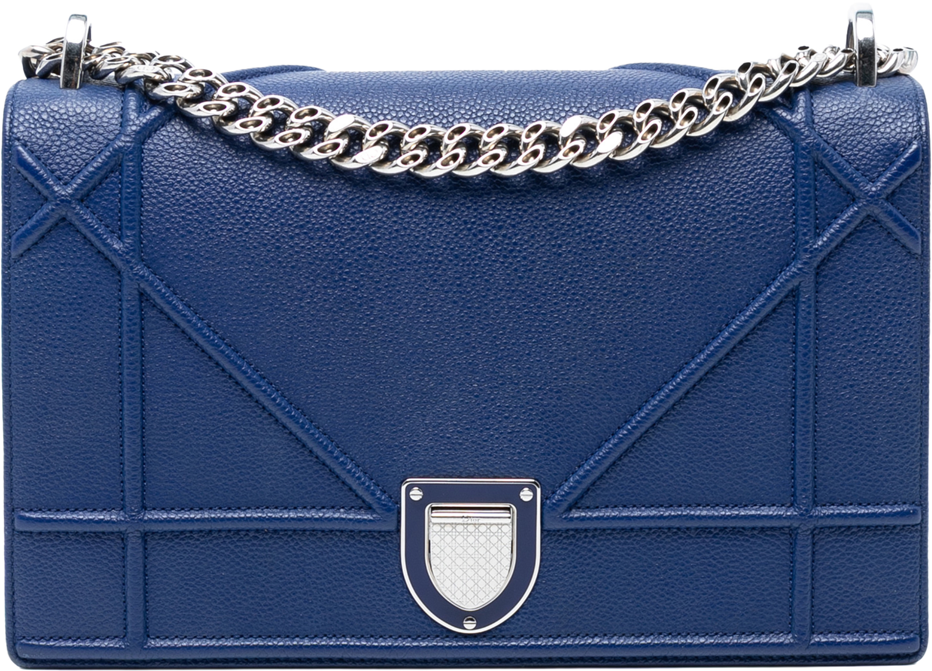 Dior Medium Grained Calfskin Diorama Flap, från Luxclusif, i färgen blue. Klicka för att öppna bilden i stort format