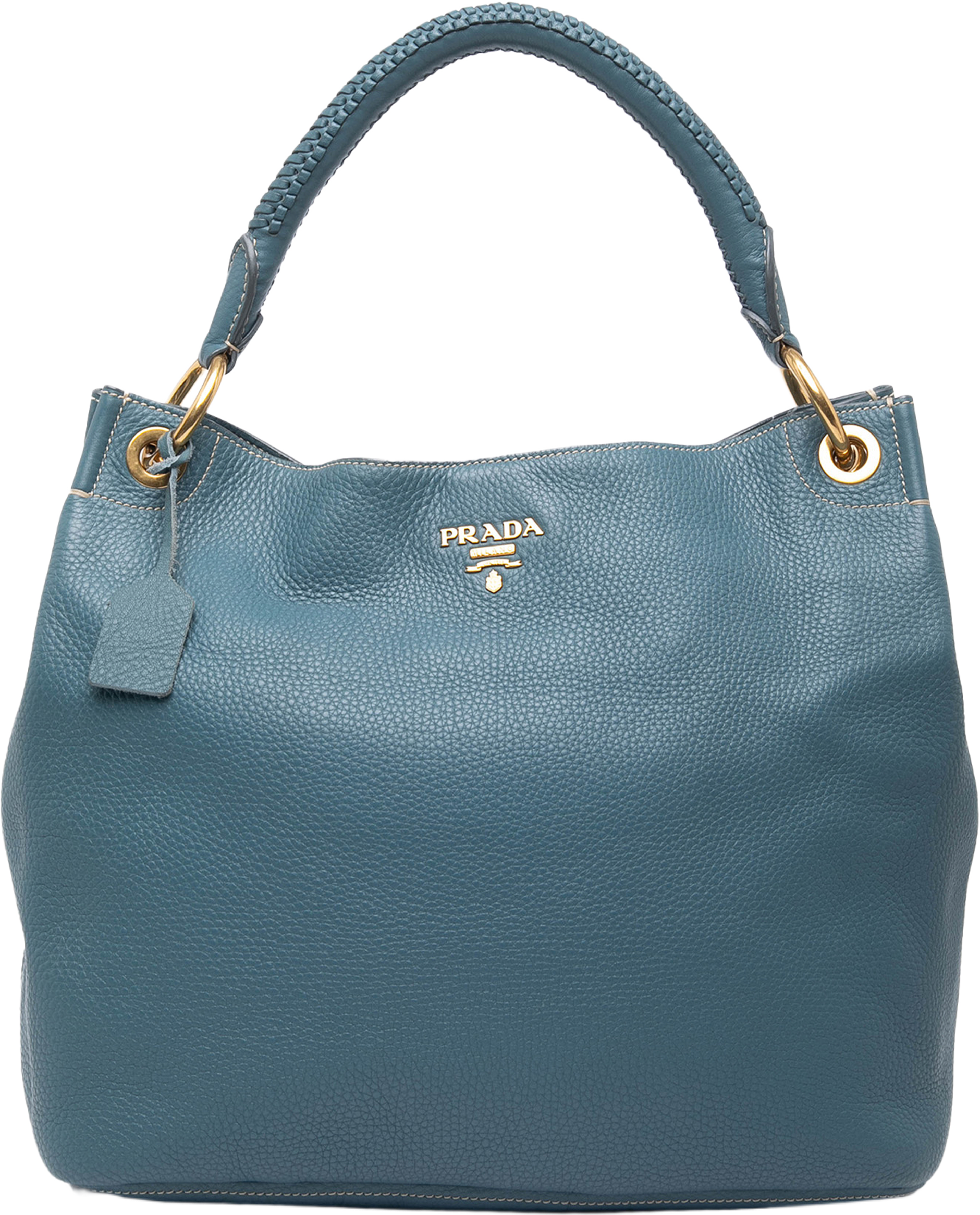 Prada Vitello Daino Hobo, från Luxclusif, i färgen blue. Klicka för att öppna bilden i stort format