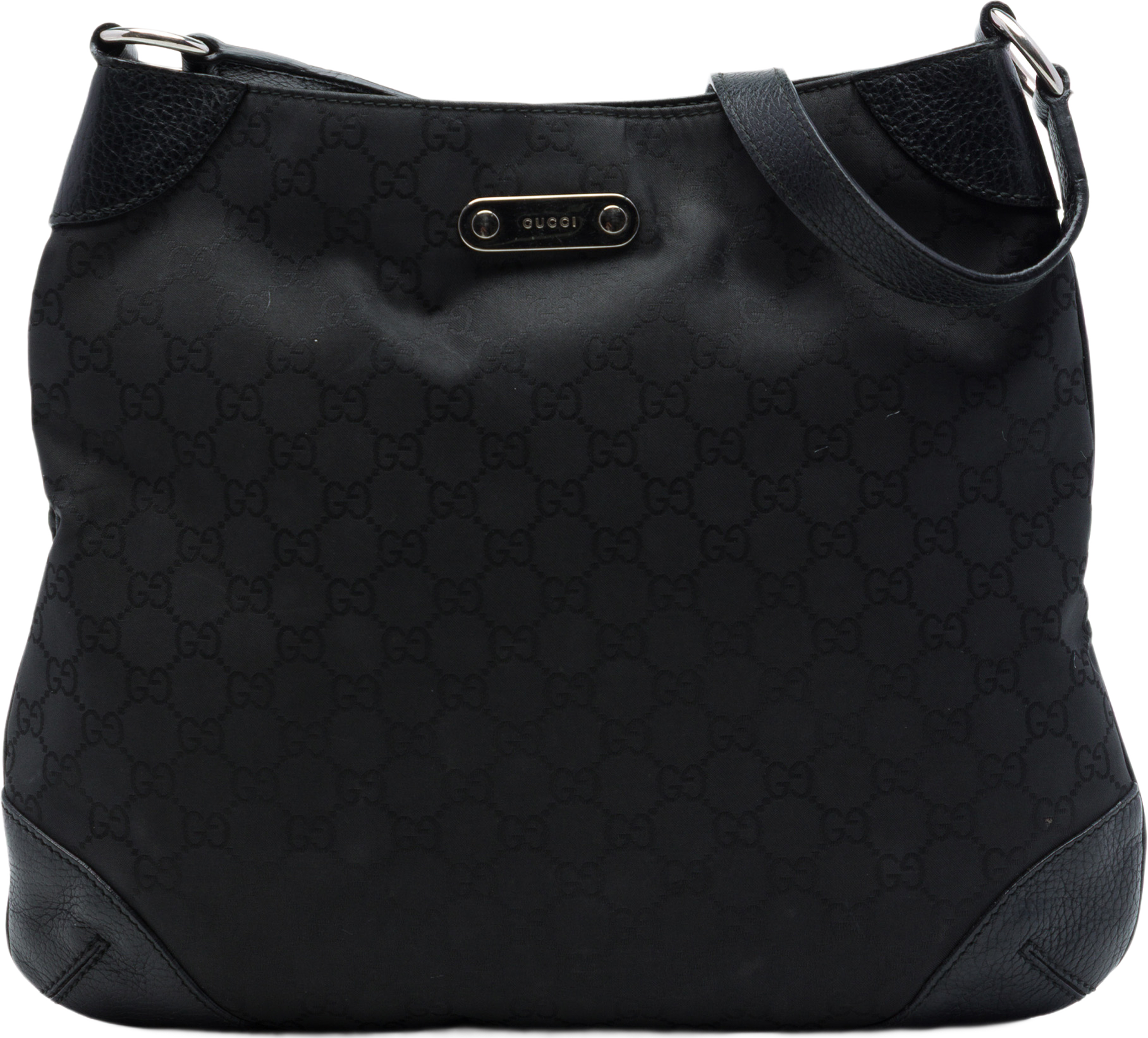 Gucci Gg Nylon Shoulder Bag, från Luxclusif, i färgen svart. Klicka för att öppna bilden i stort format