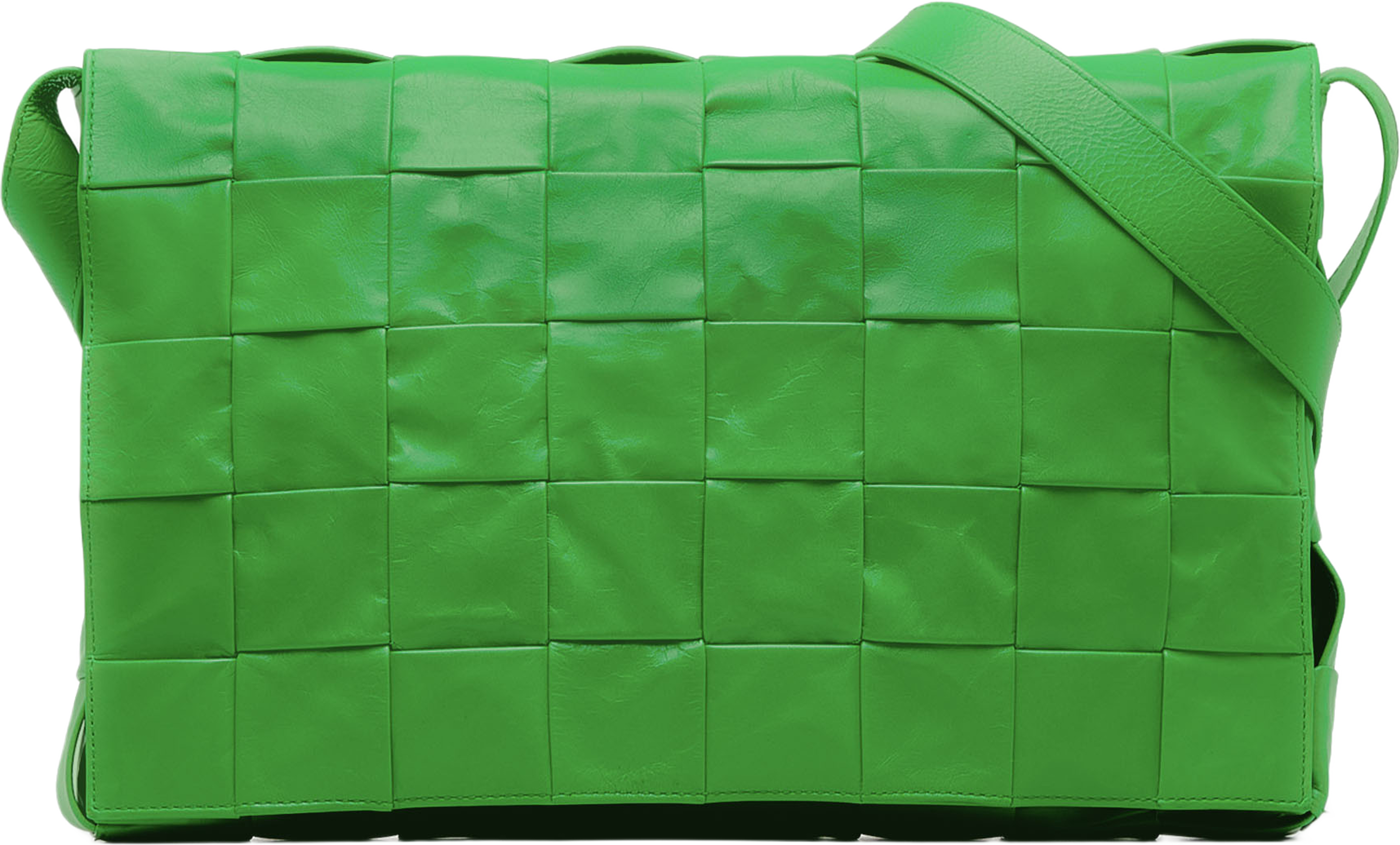 Bottega Veneta Maxi Nappa Intrecciato Cassette Crossbody, från Luxclusif, i färgen green. Klicka för att öppna bilden i stort format