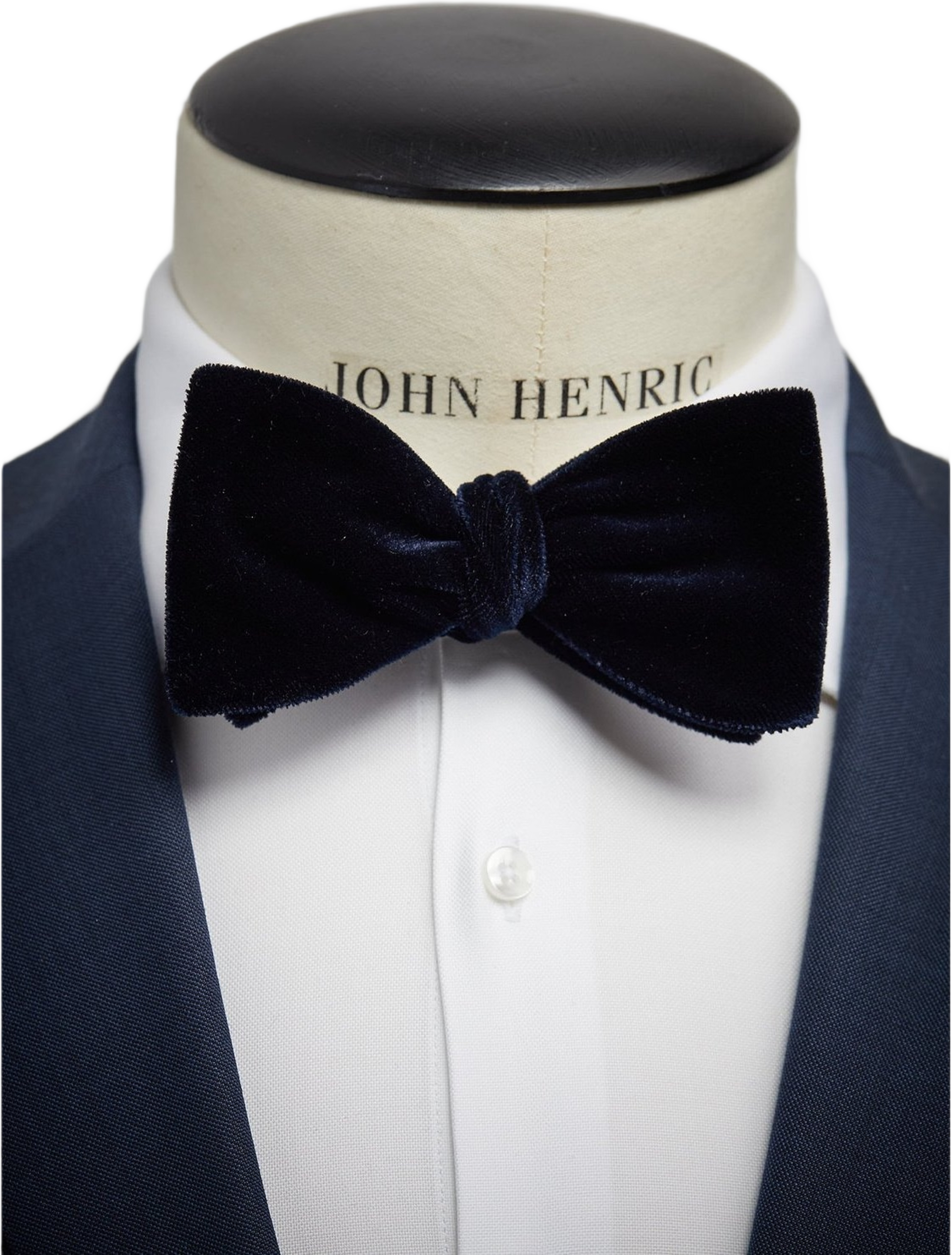 Self Tied Velvet Bow Tie