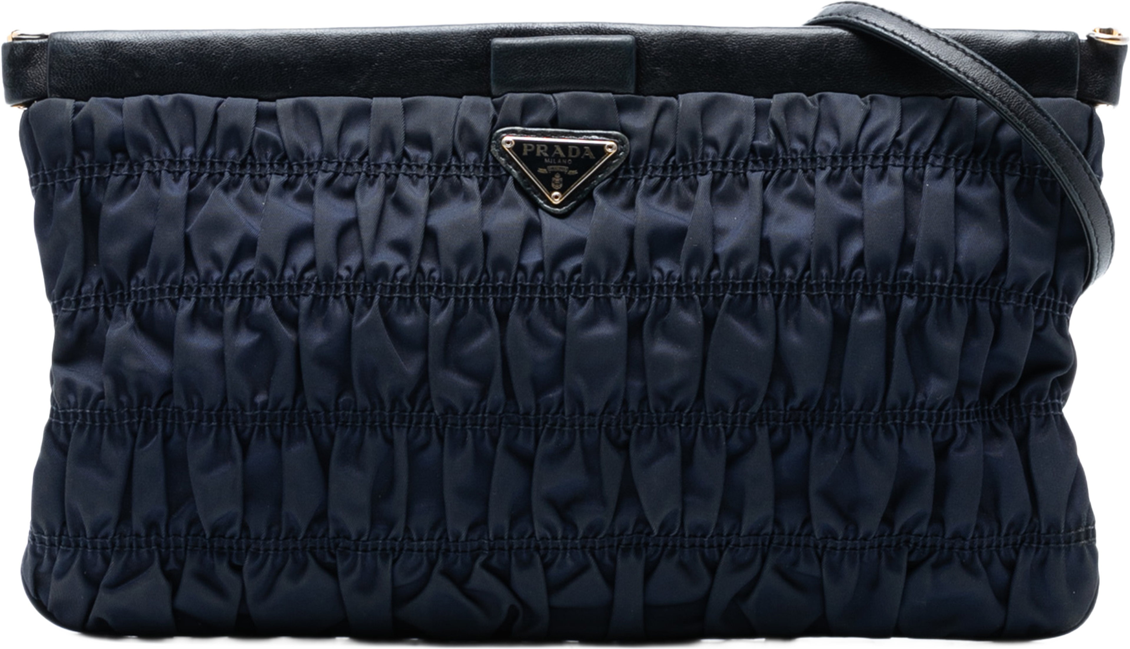 Prada Tessuto Gaufre Crossbody, från Luxclusif, i färgen navy. Klicka för att öppna bilden i stort format
