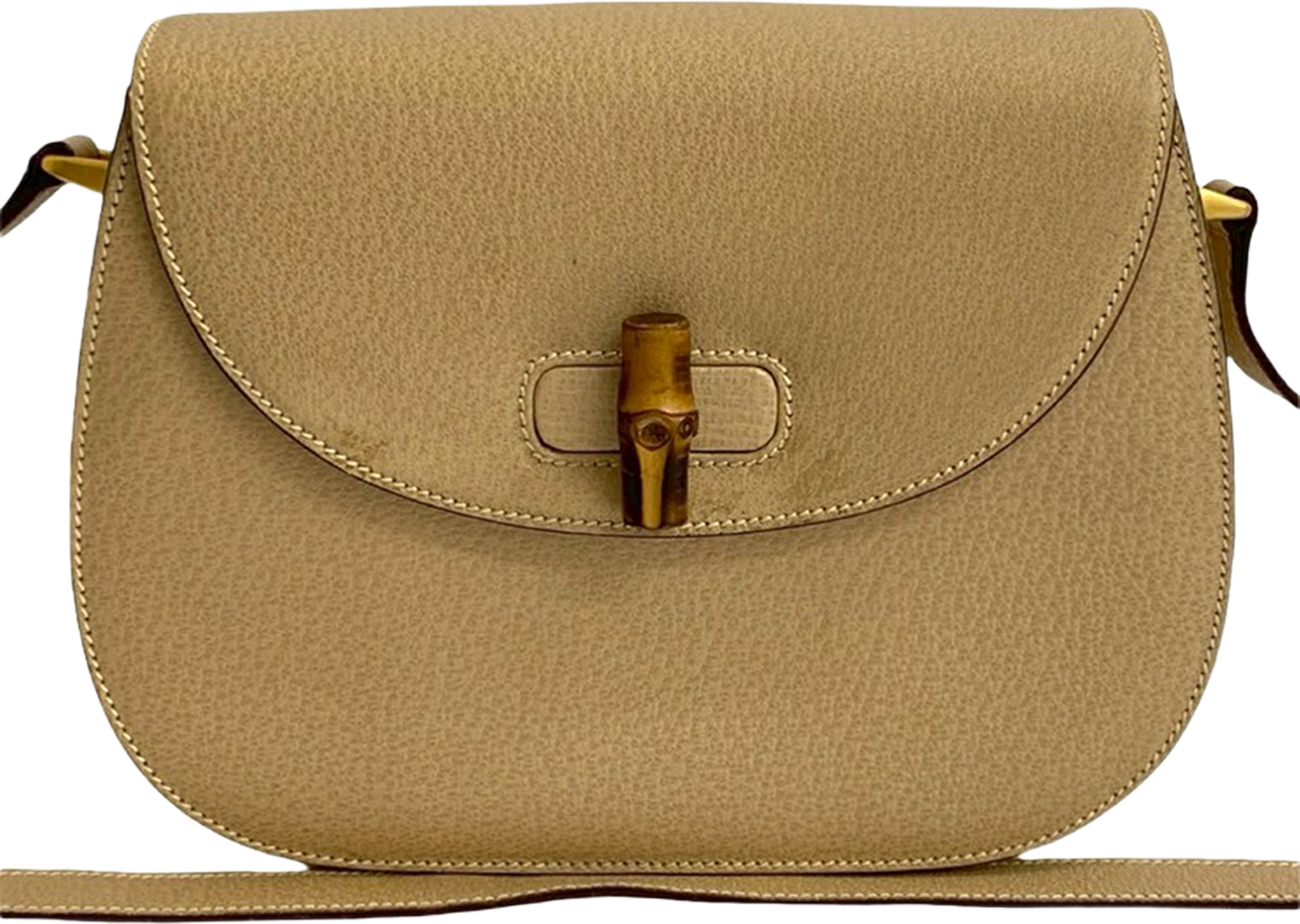 Gucci Grained Calfskin Bamboo Crossbody, från Luxclusif, i färgen beige. Klicka för att öppna bilden i stort format